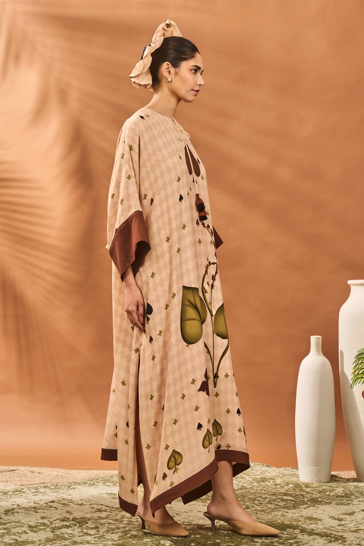 Beige Clover Checks Kaftan