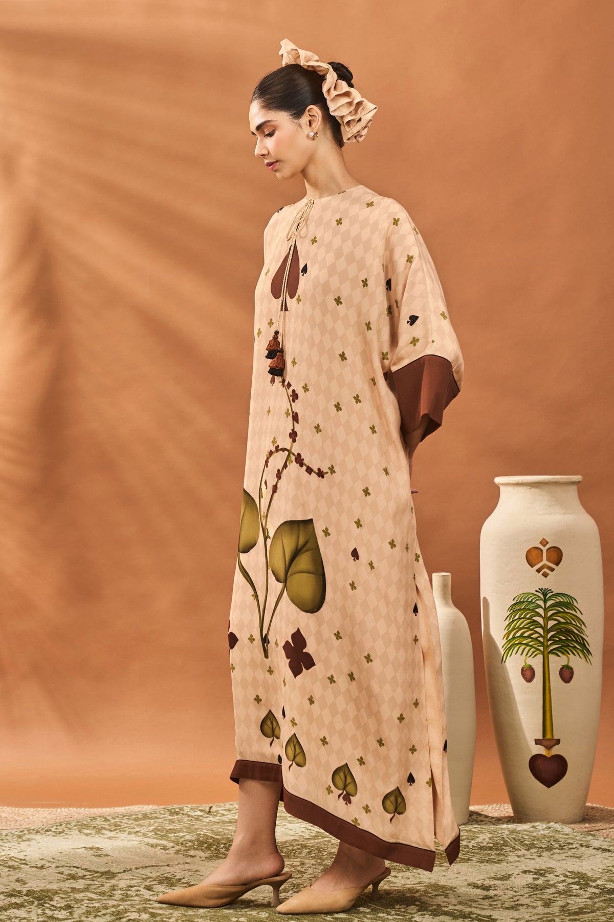 Beige Clover Checks Kaftan