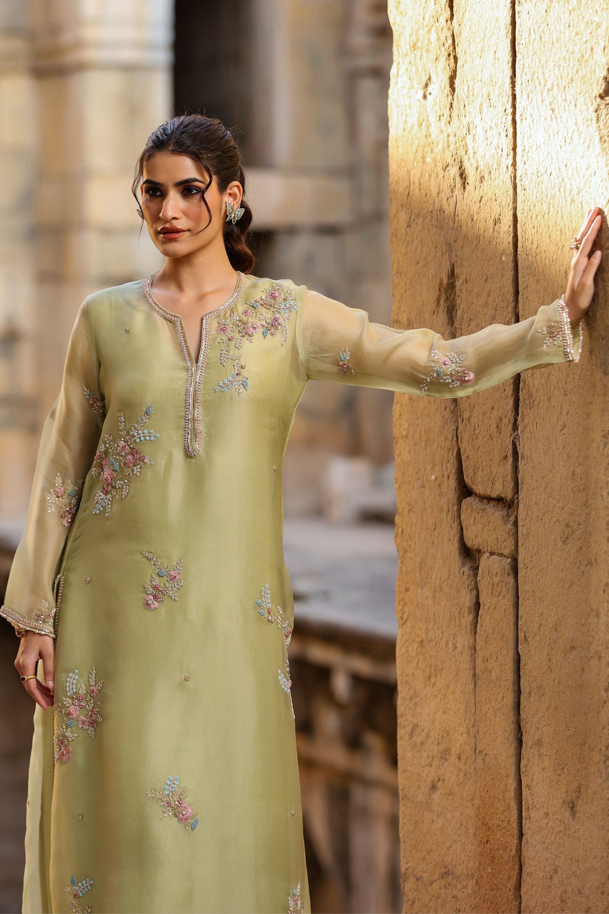 Vaayu Green Phool Kurta Set