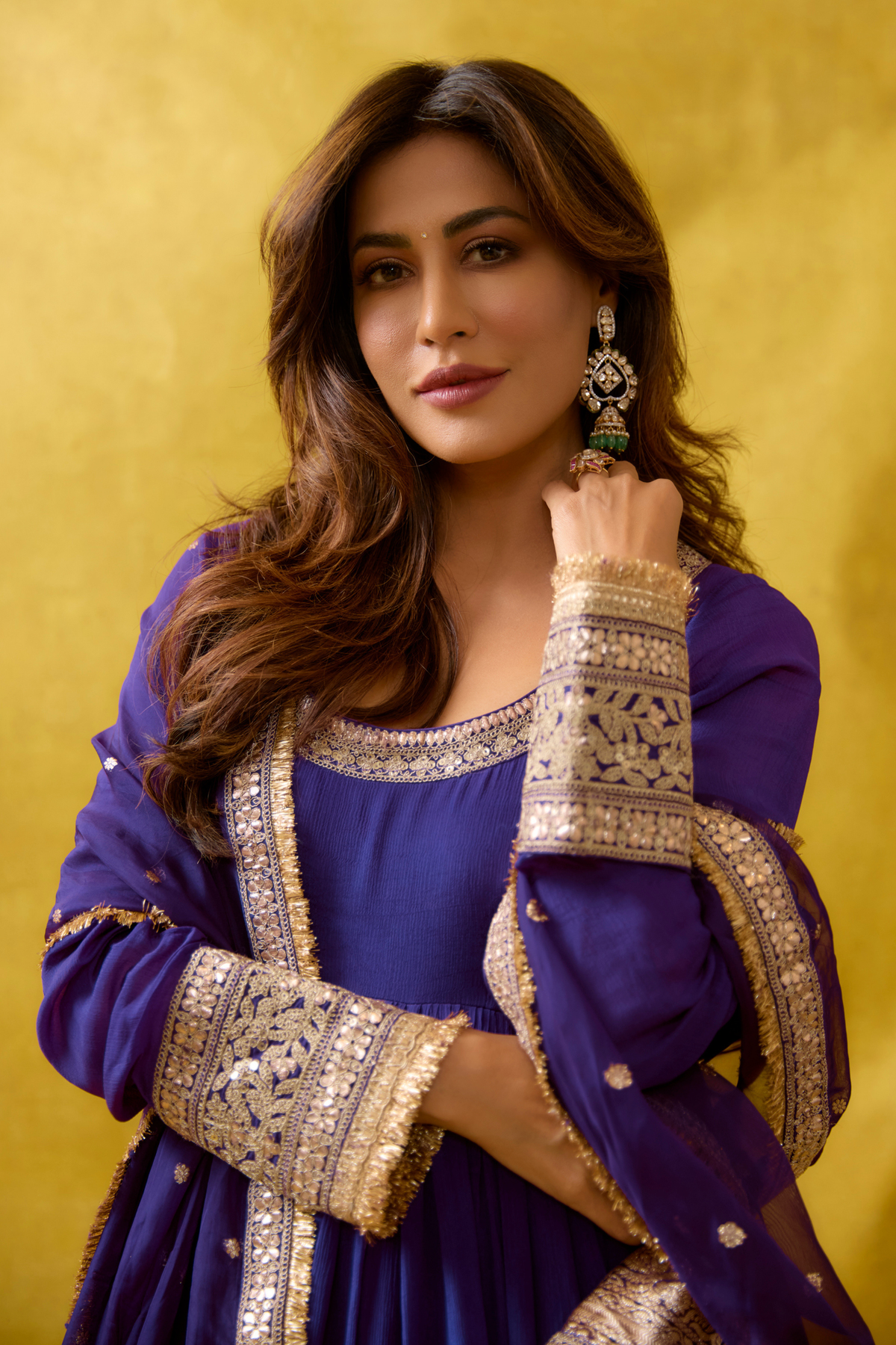 Chitrangda in Gopi Vaid