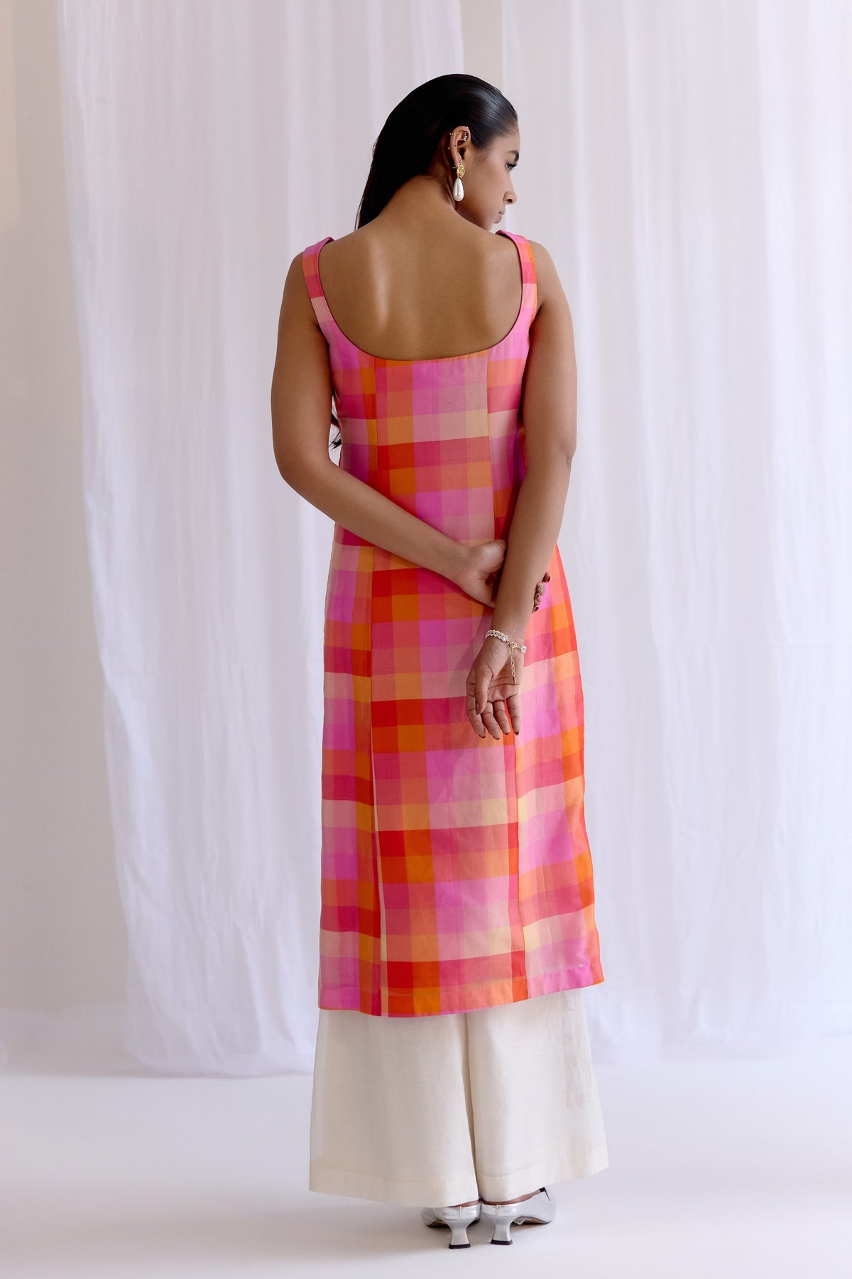 Madame Rangbahaar Kurta With Gulnaar Pants