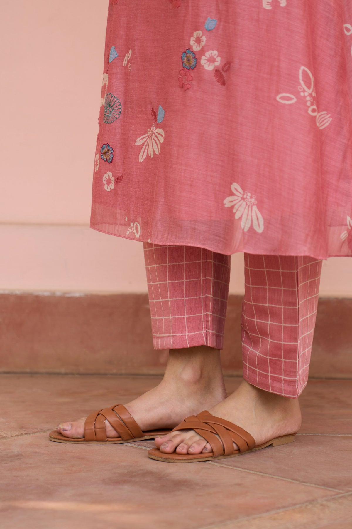 Hibiscus Floral Embroidered Kurta Set