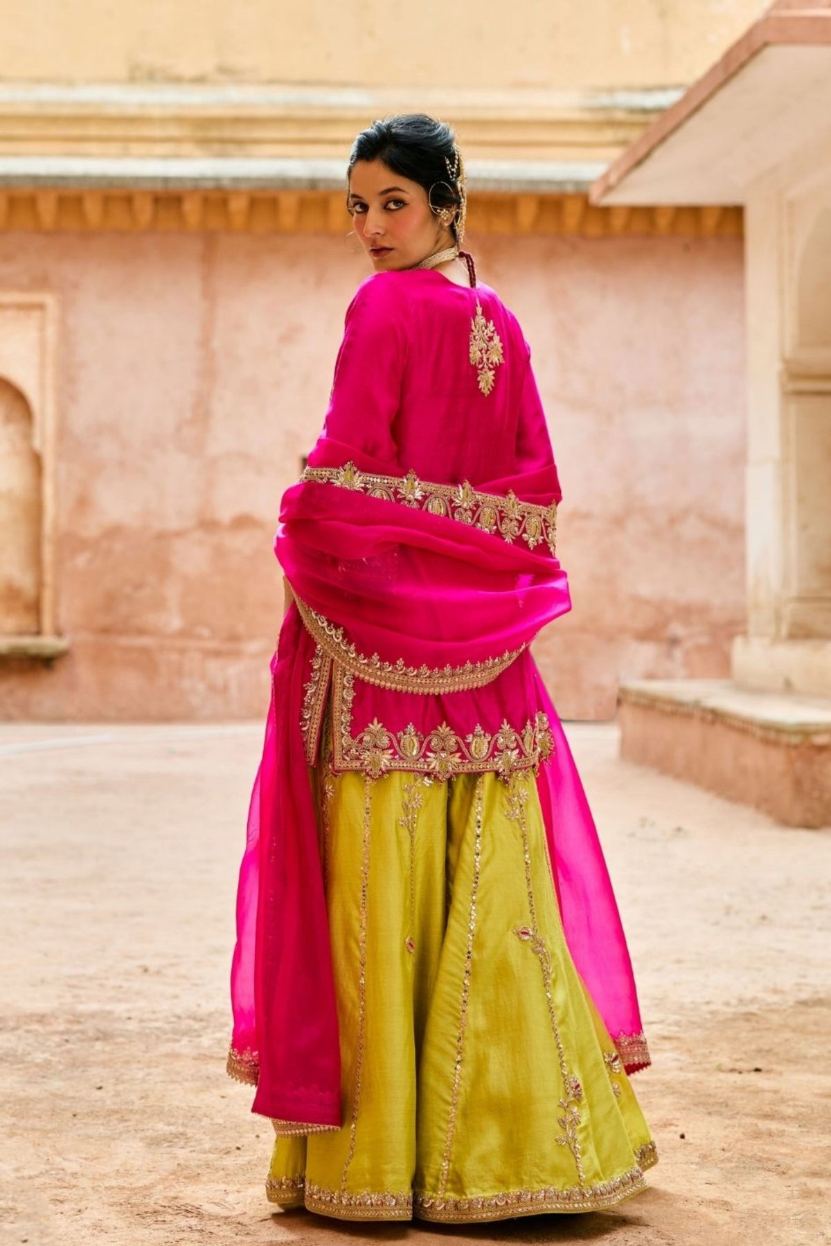 Heer Sharara Set