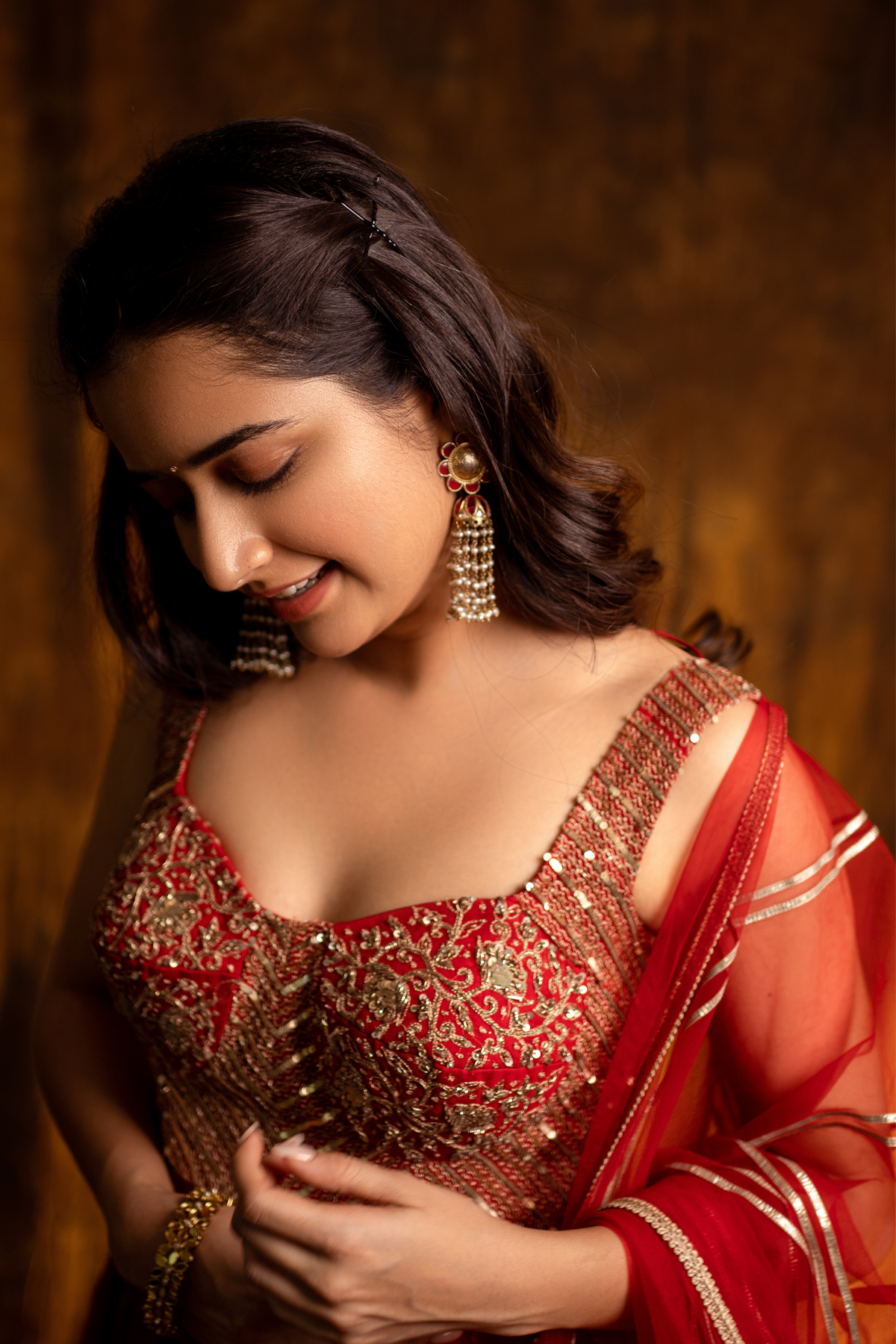 Ashika ranganath in  Silver Earring