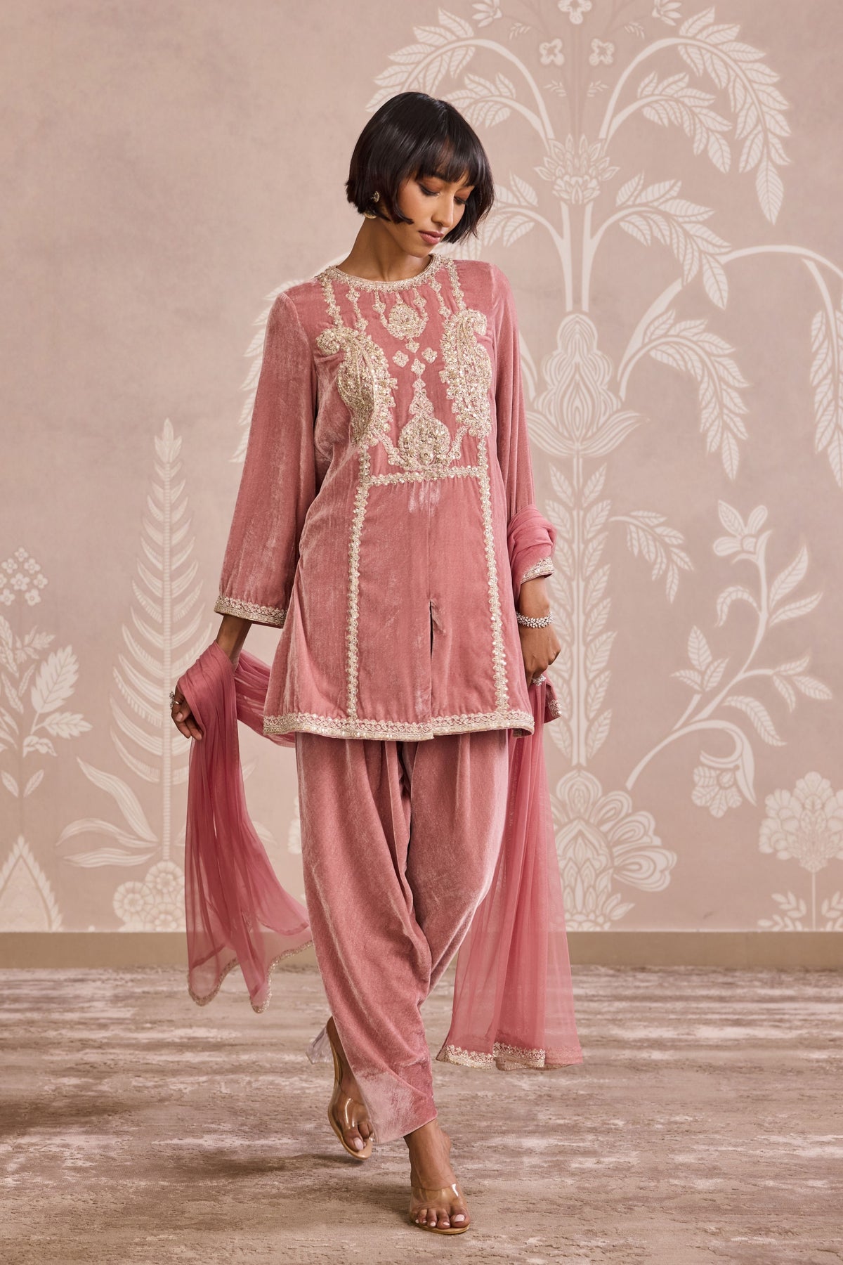 Manzar Salwar Set