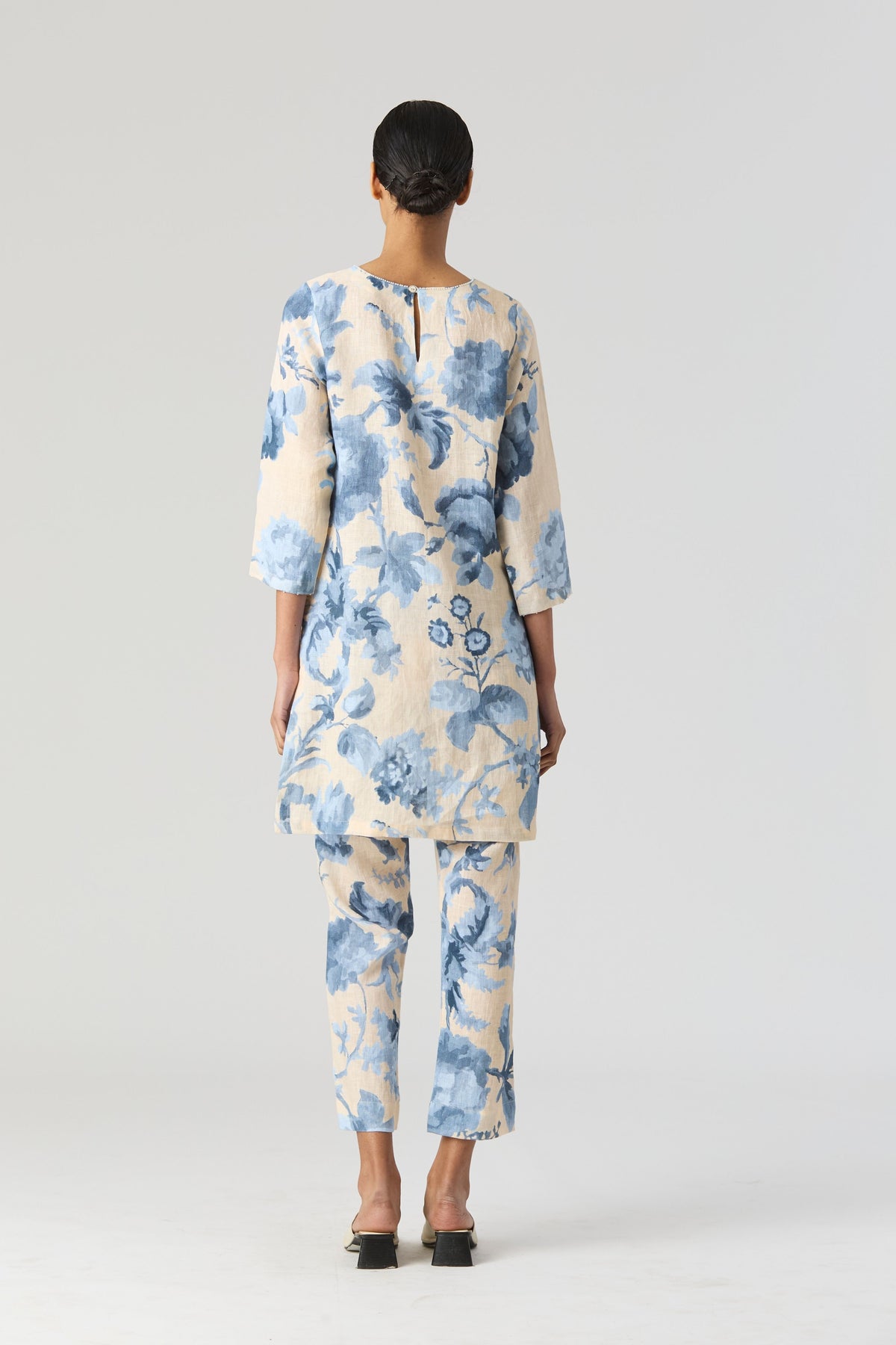 Juno Linen Kurta Set