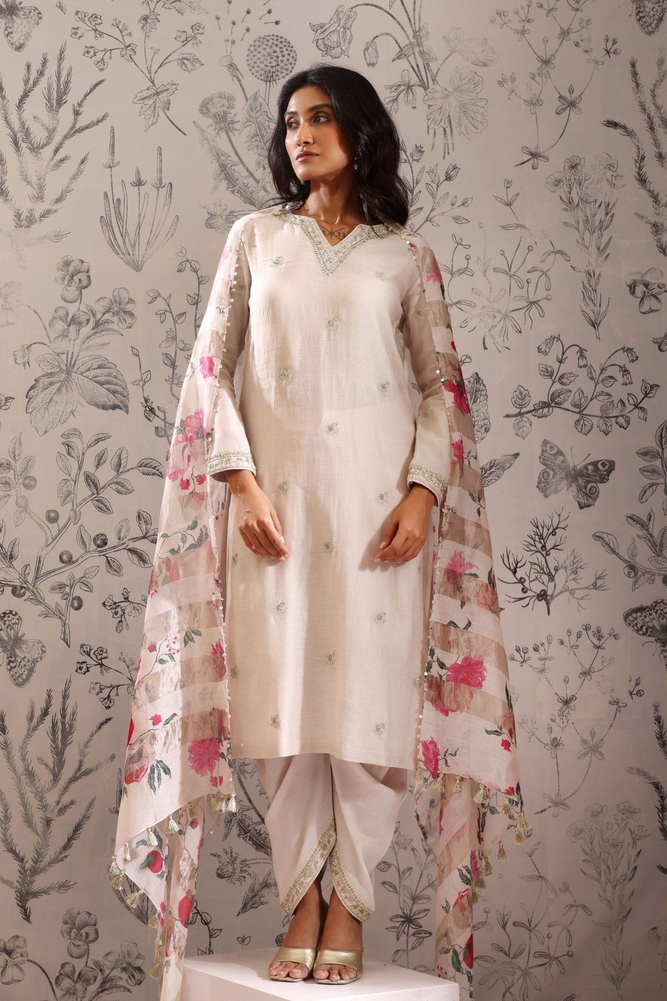 Anaar White Kurta Set - Taisha - Elahe