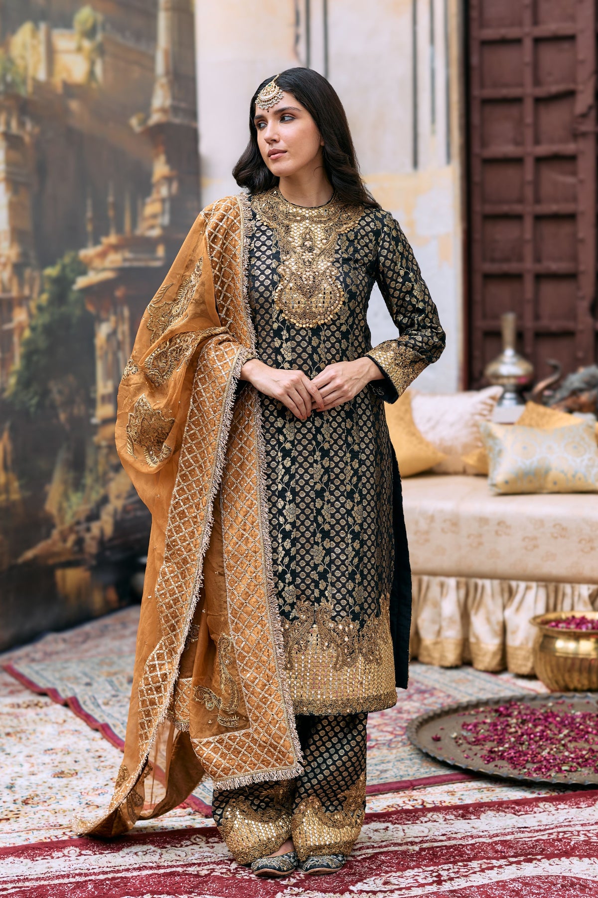 Samidha Suit