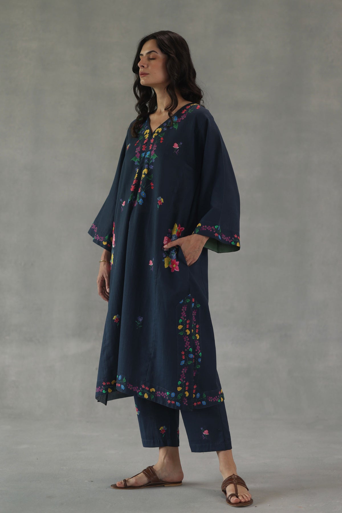 Navy Meadow Song Phiran Set