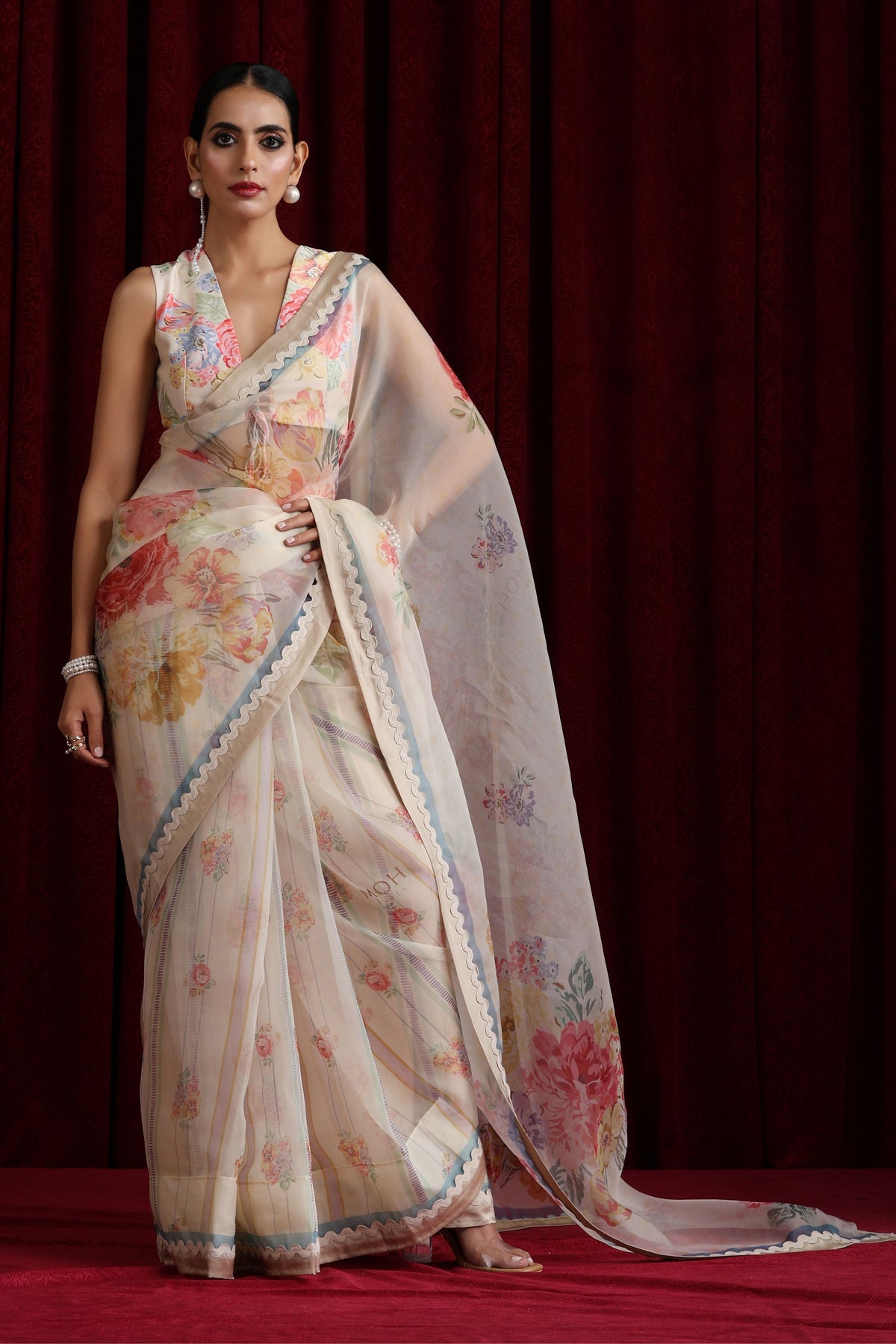 Mohtarma&#39;s Rose Garden Saree