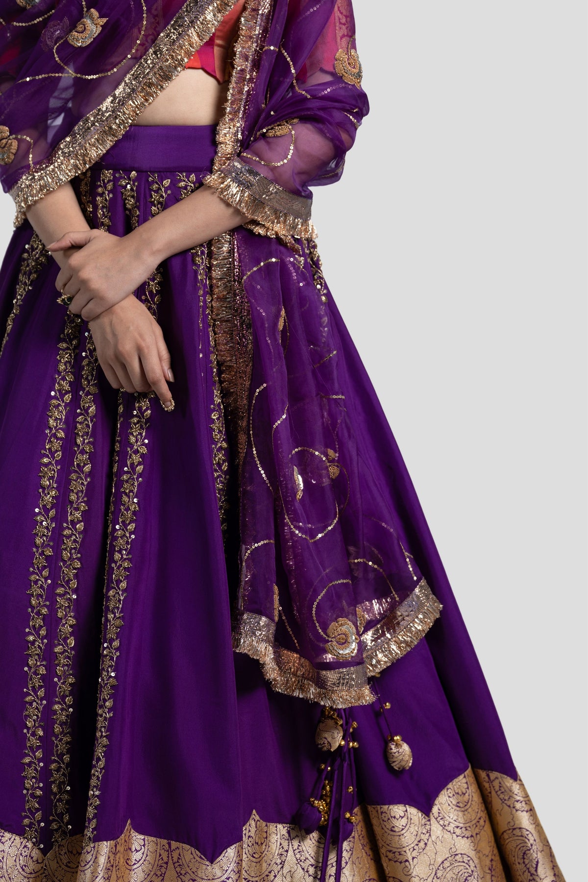Sosan-E-Zar Purple Odhni
