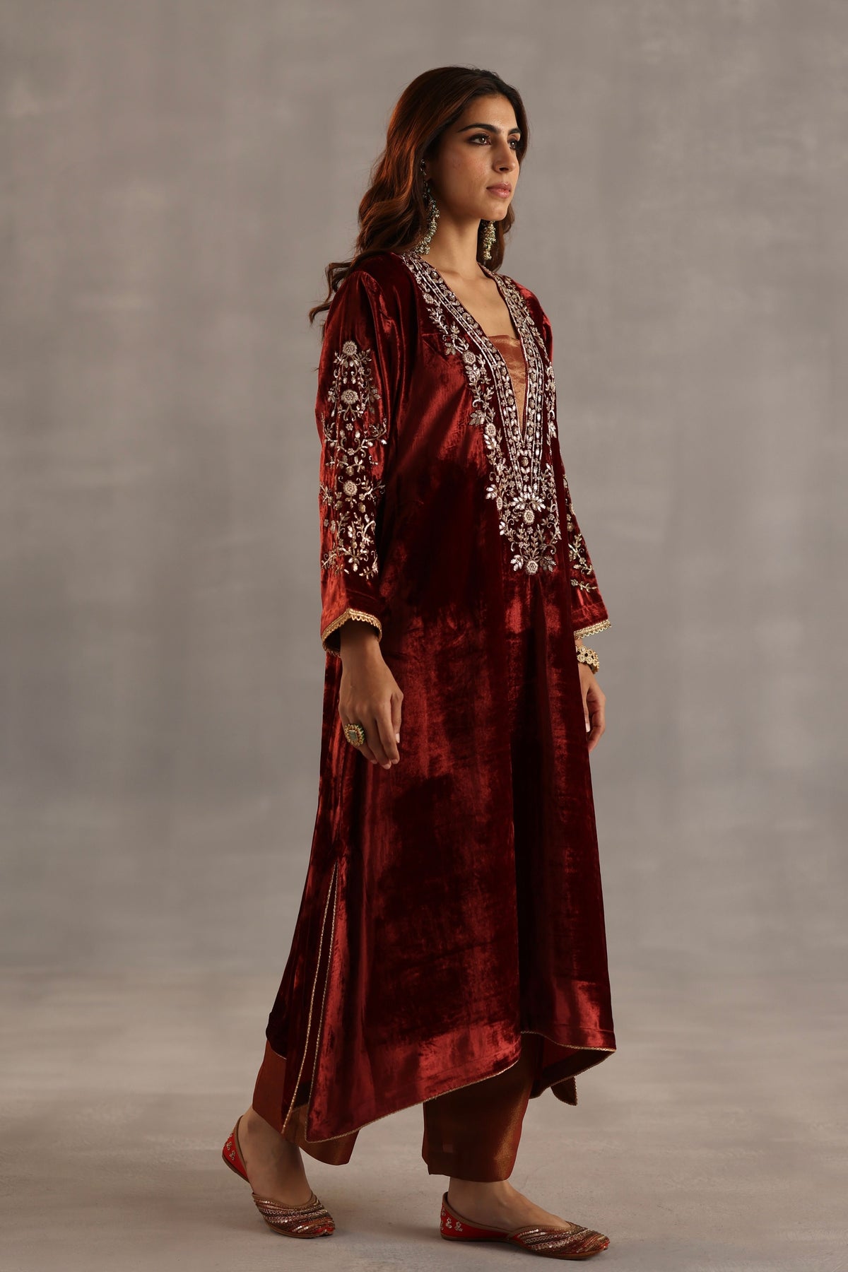 Minar Garnet Kurta Set