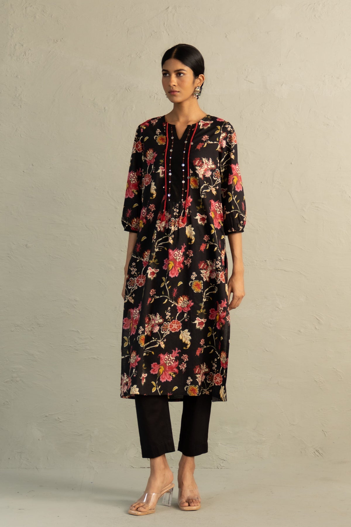 Black Phool Dori Kurta Set