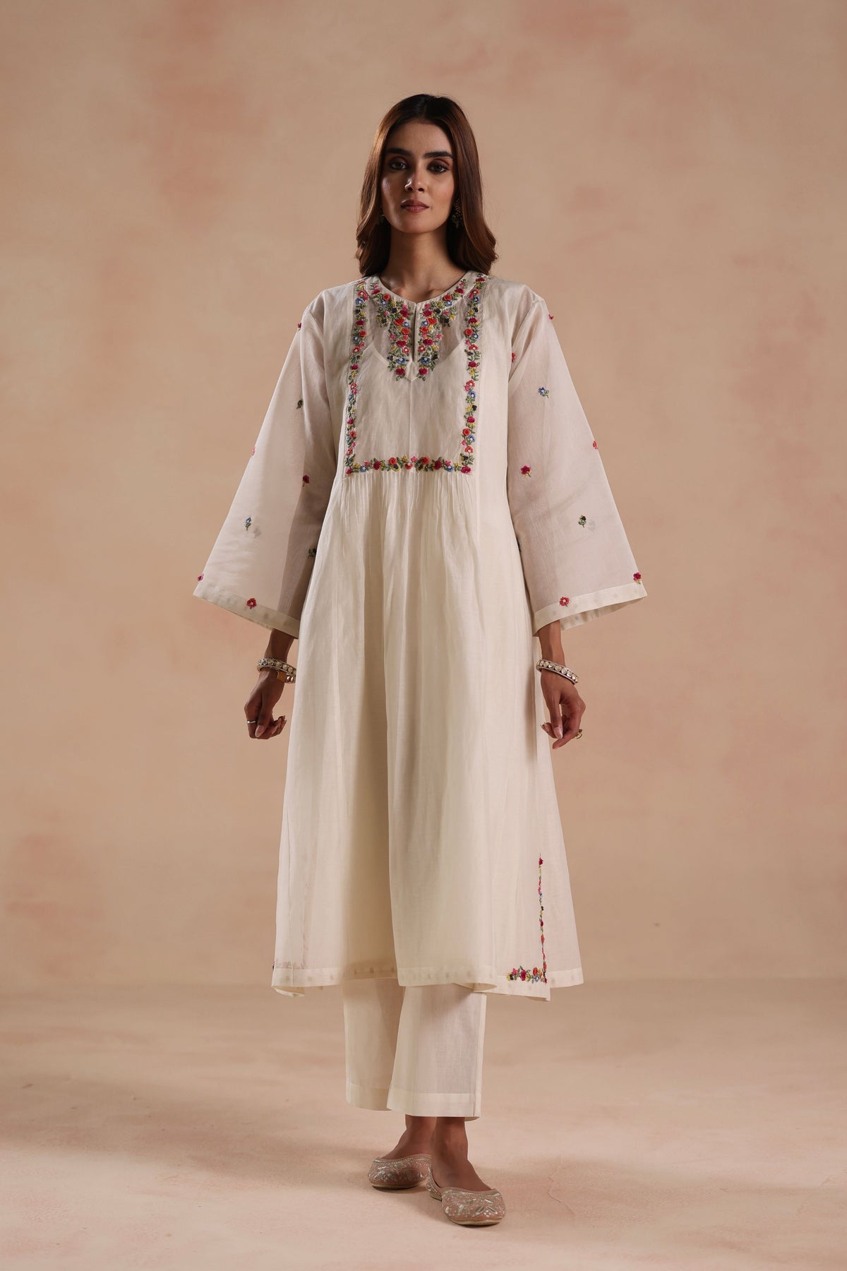 Jheel Ivory Kurta Set