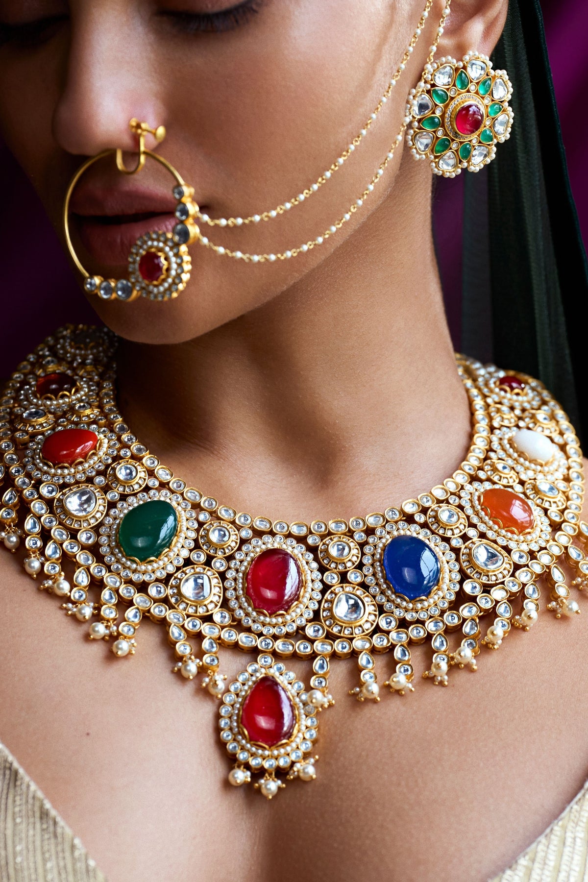 Roya Studs