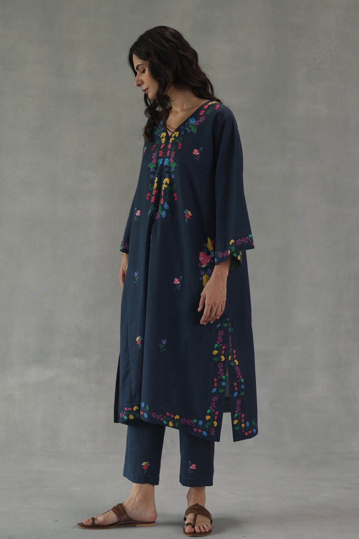 Navy Meadow Song Phiran Set