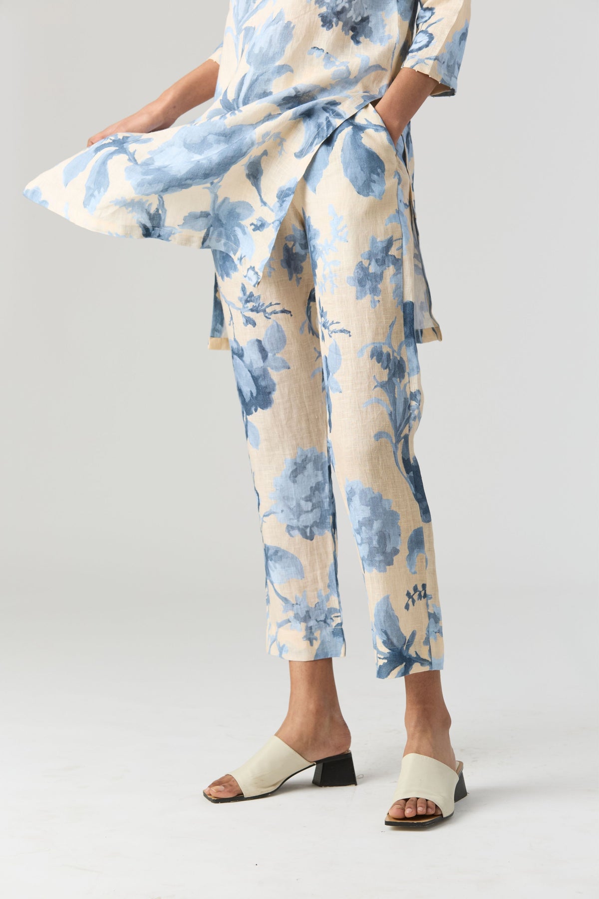 Juno Linen Kurta Set