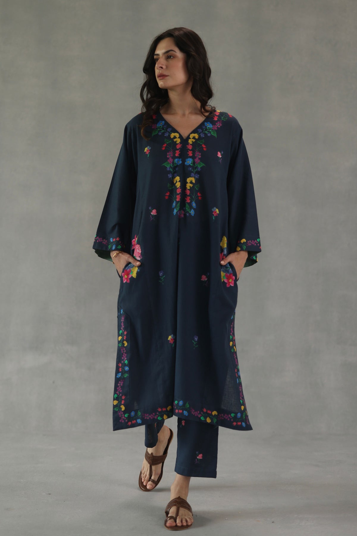Navy Meadow Song Phiran Set