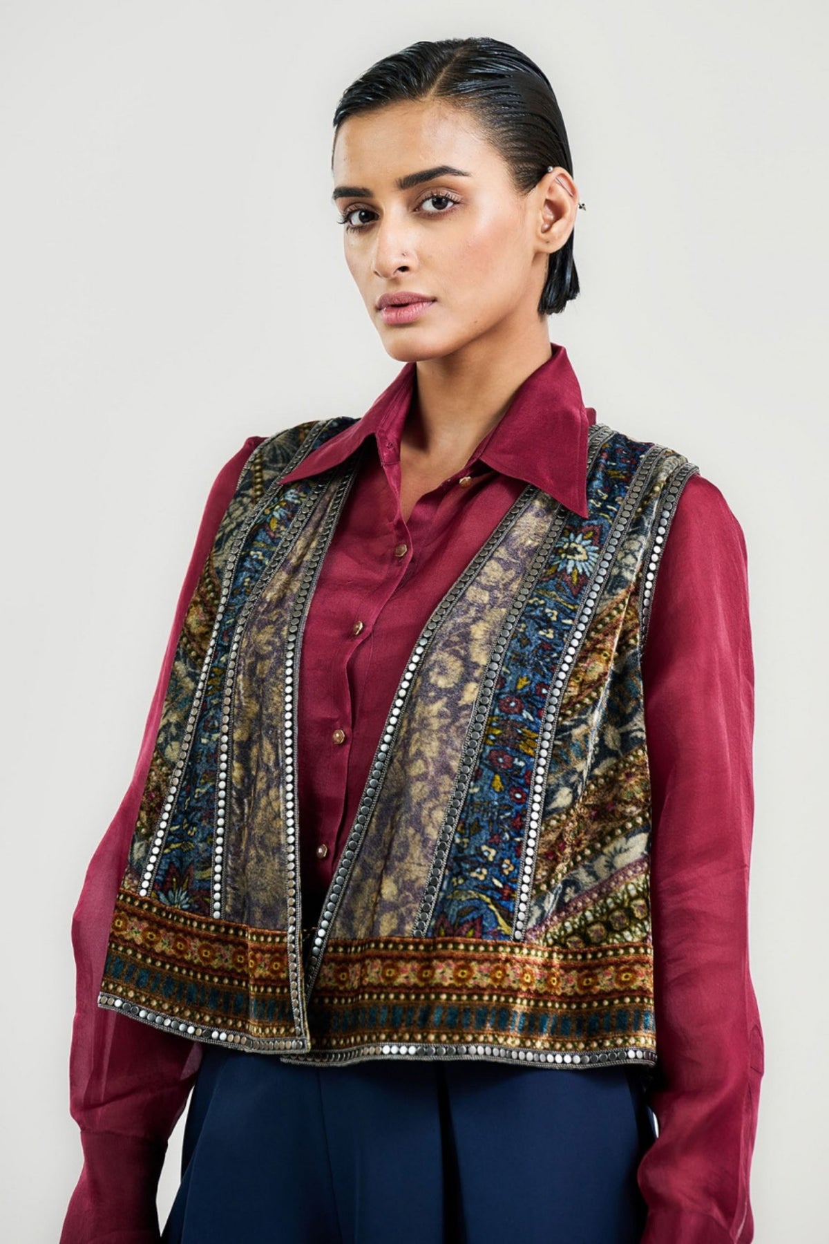 The Velvet Jamawar Gillet