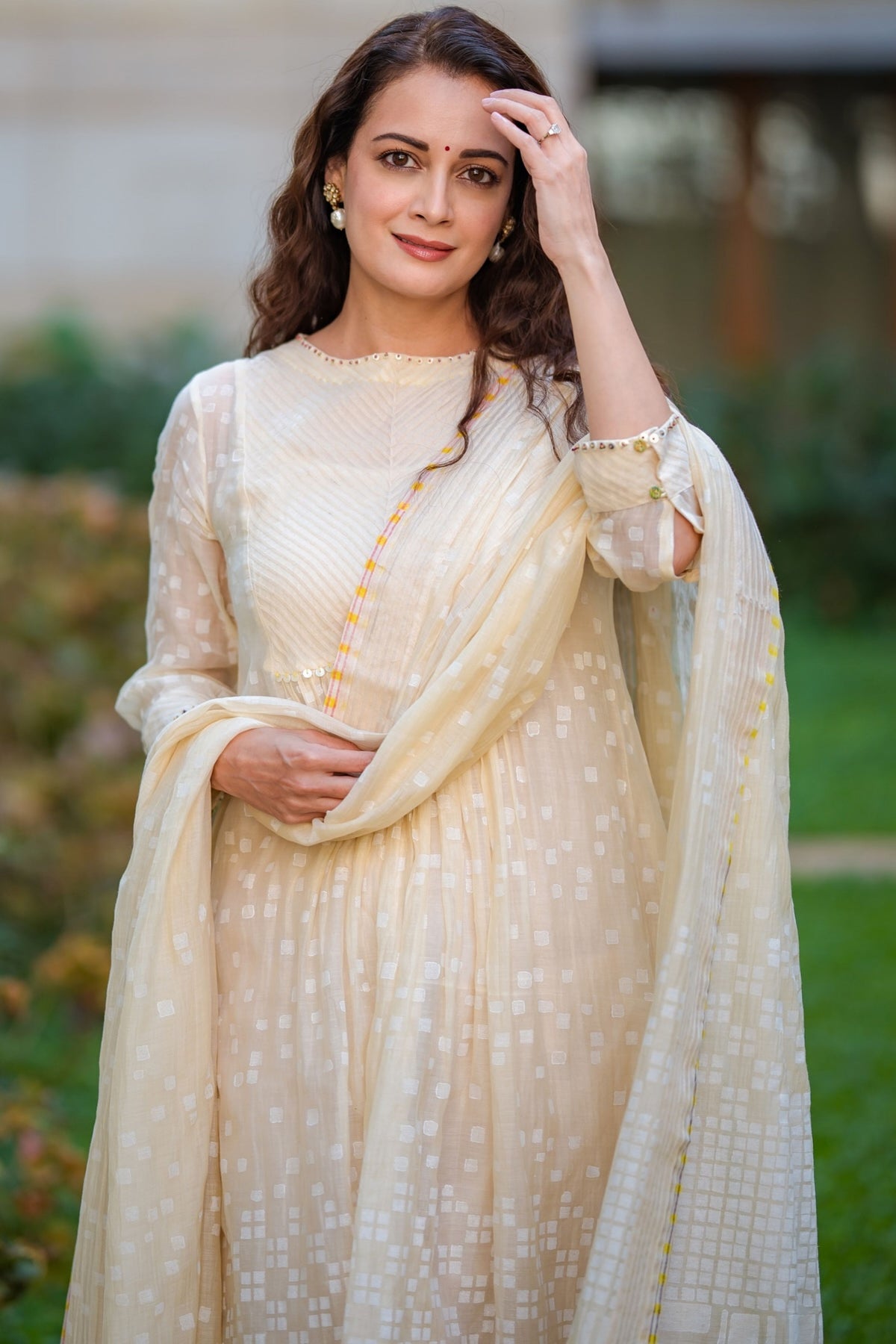 Dia Mirza in Swatti Kapoor