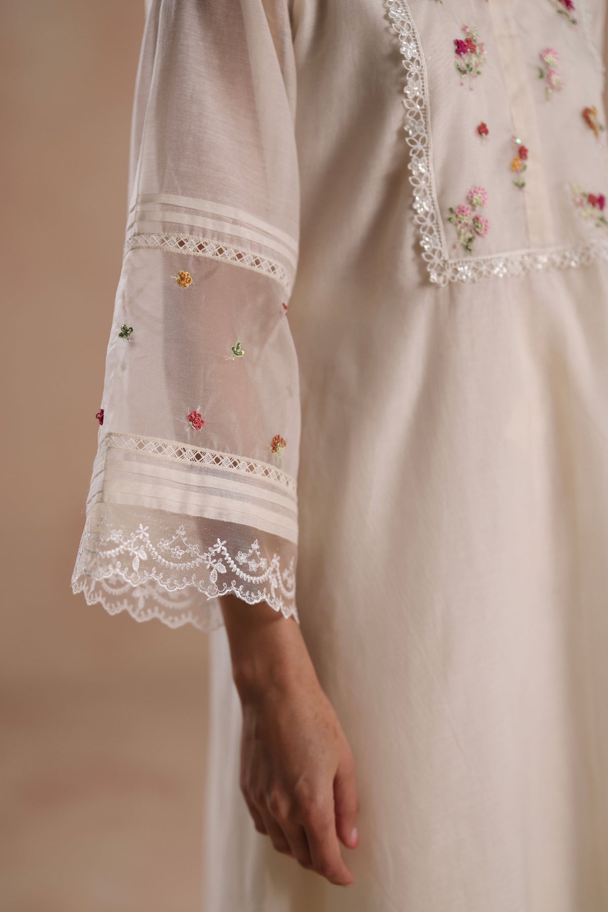 Siara Ivory Kurta Set