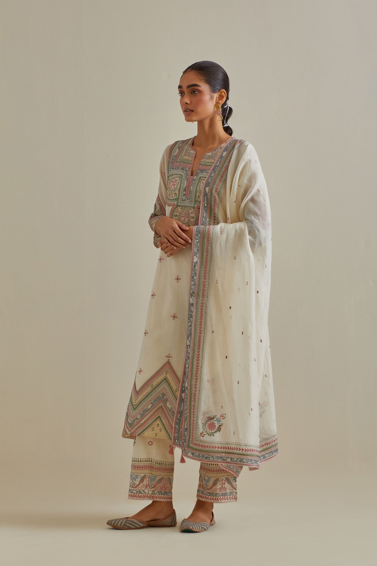 Pink Thread Embroidered Kurta Set