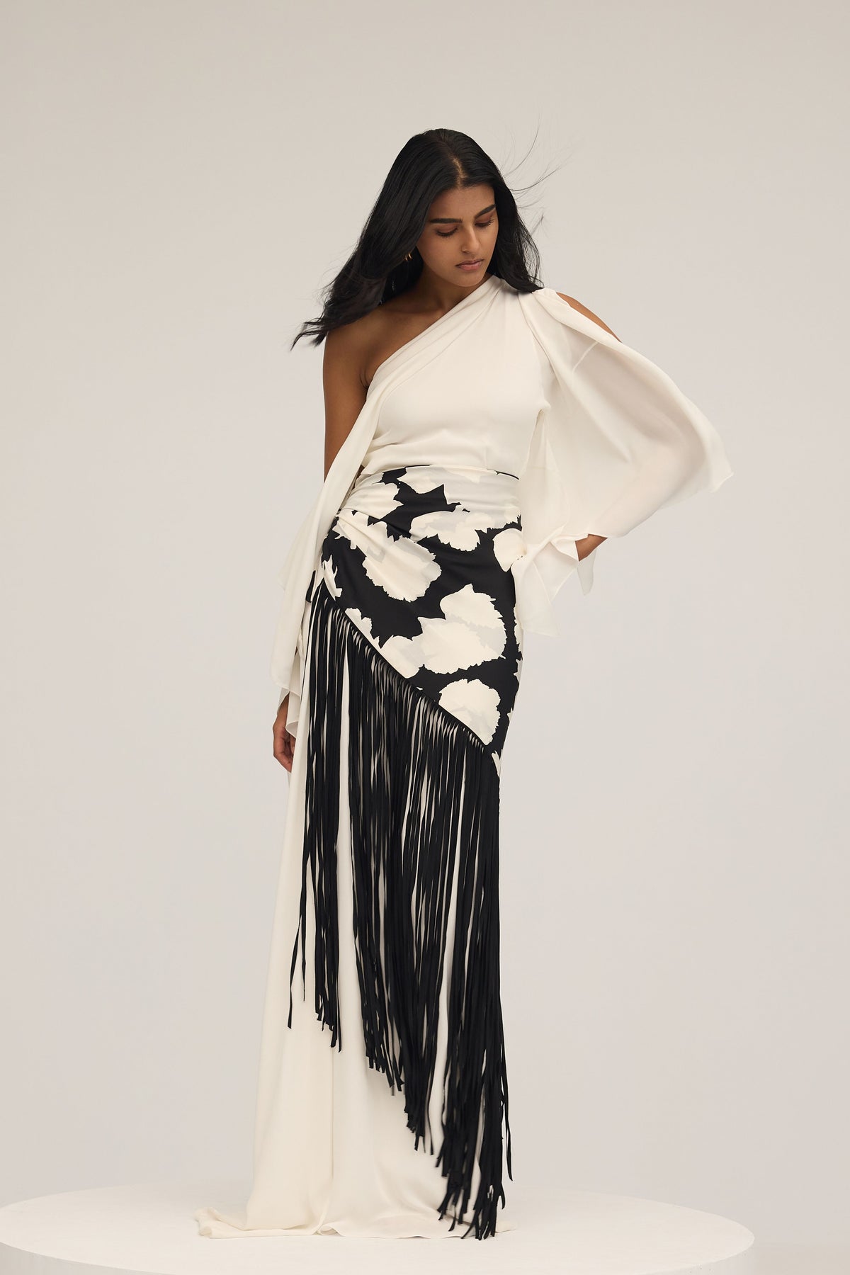 Guntas Dress With Belt