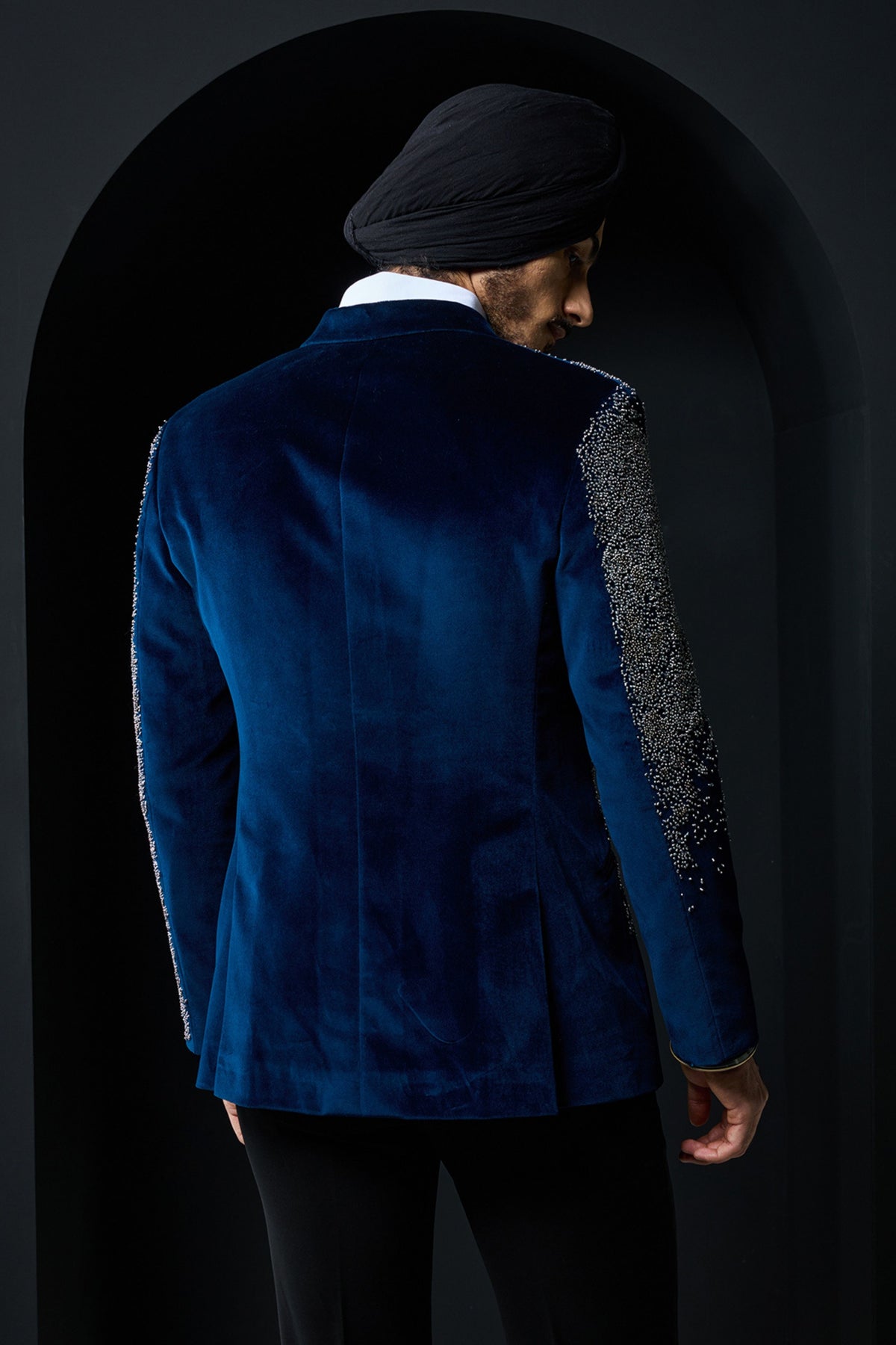 Teal Cutdana Tuxedo