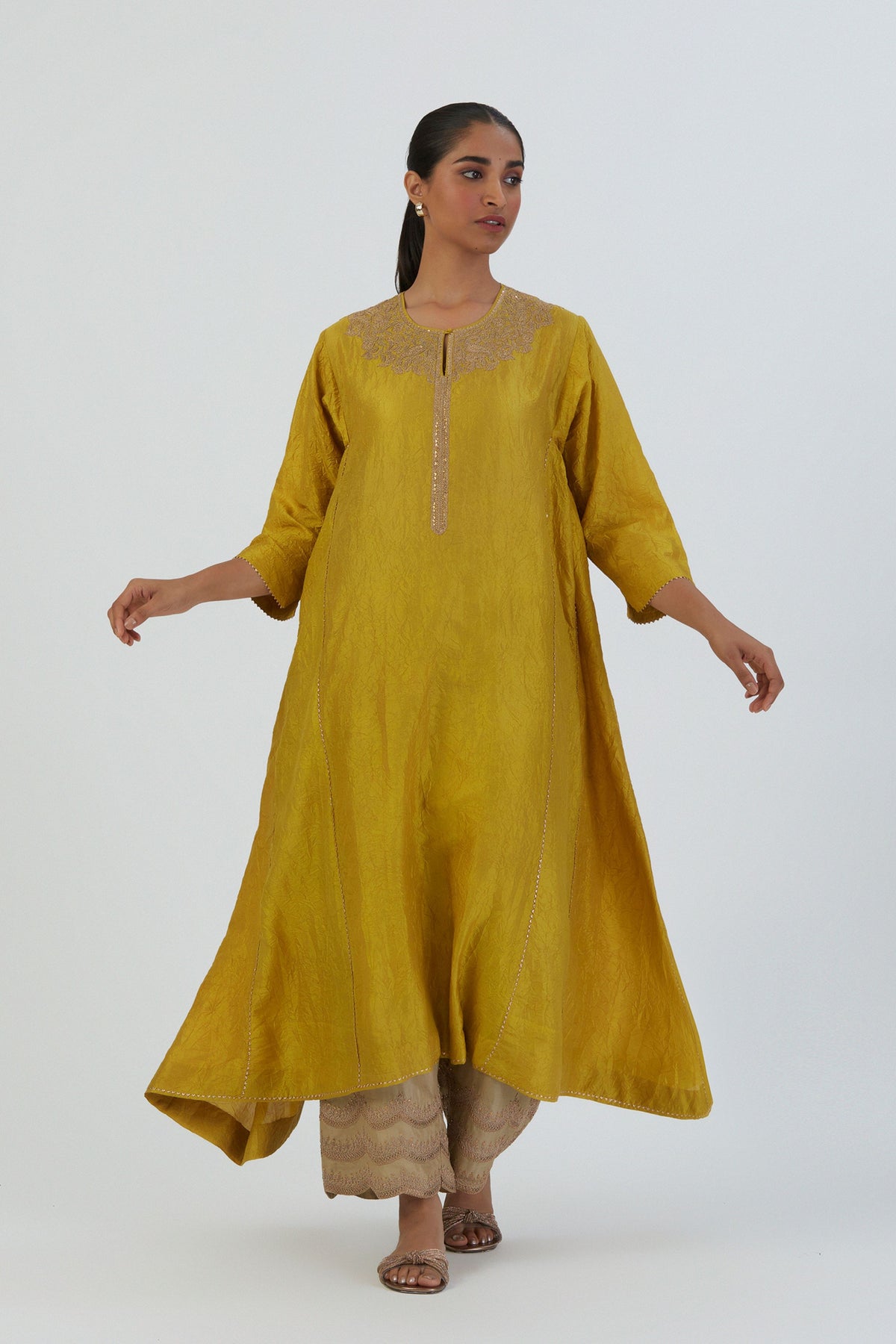 Drishti Kurta and Pant