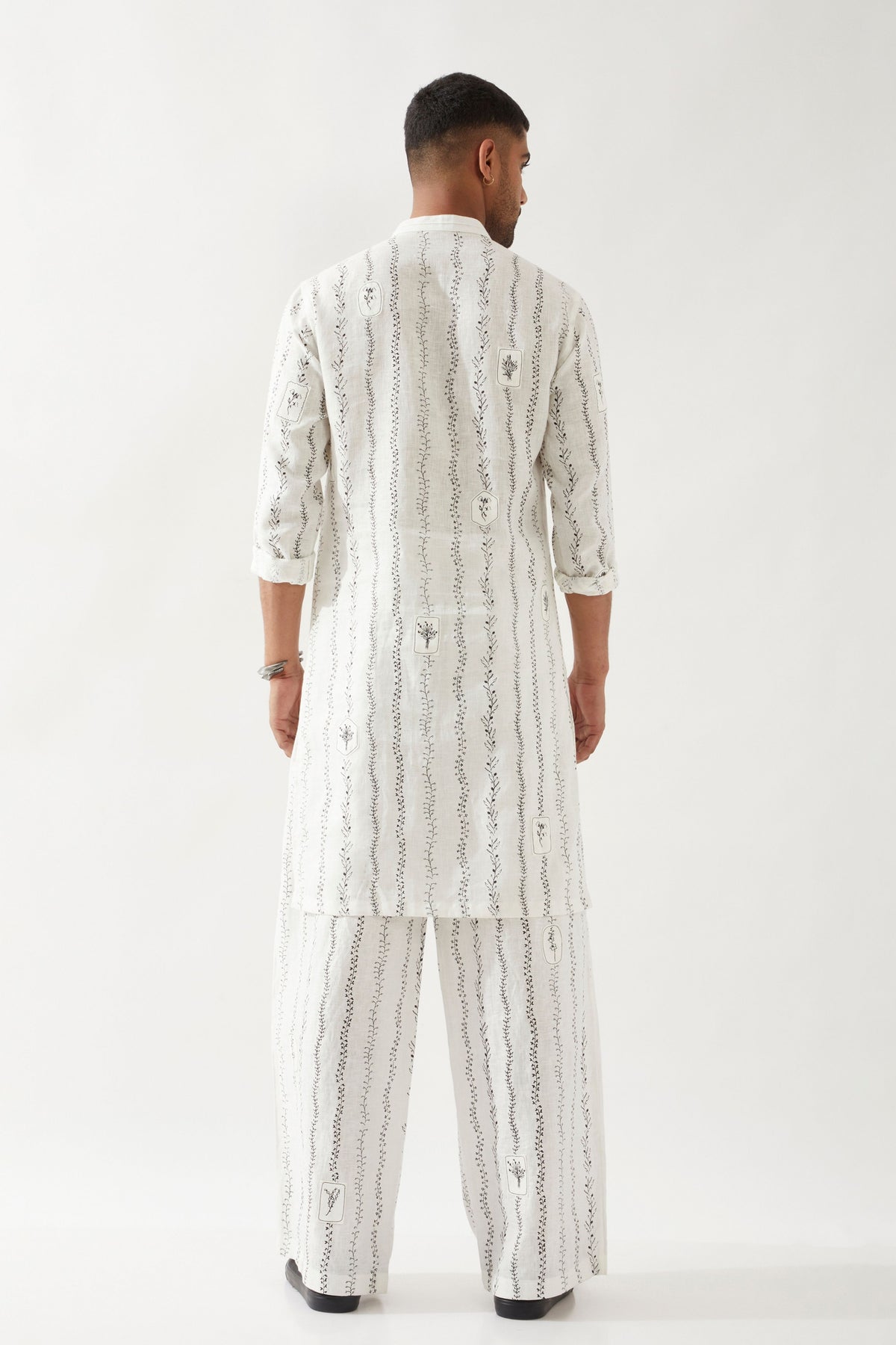 Kevin Vine White Kurta