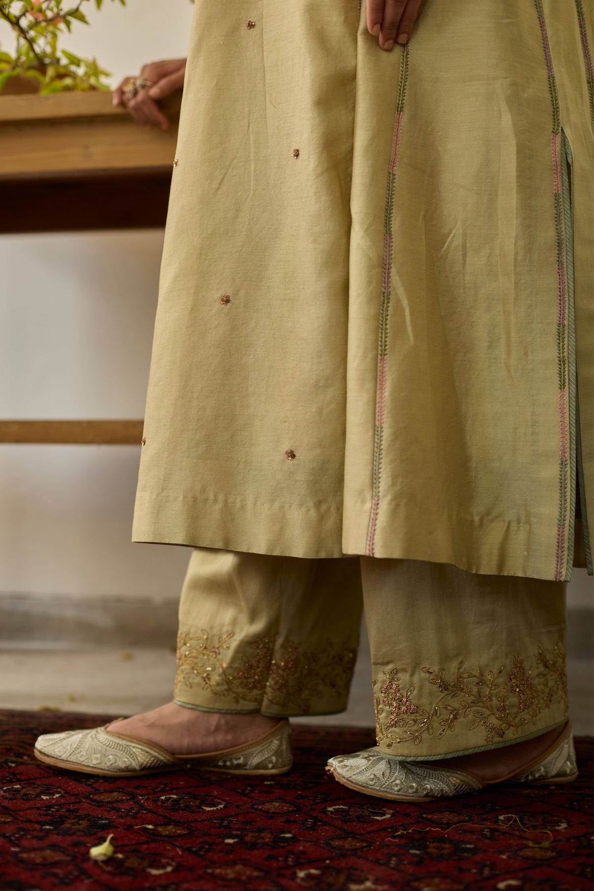 Mehrun Anarkali Set