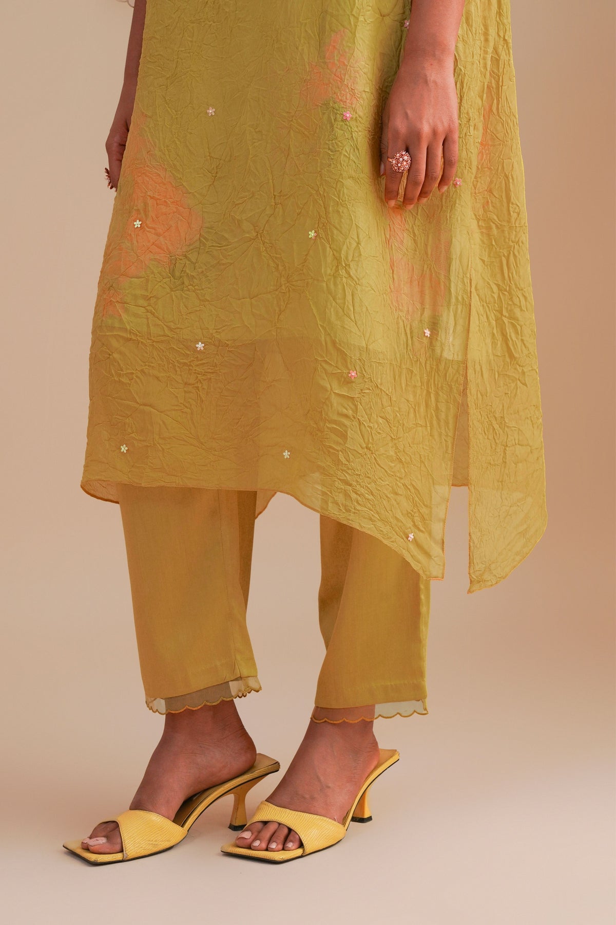 Daffodil Kaftan Set