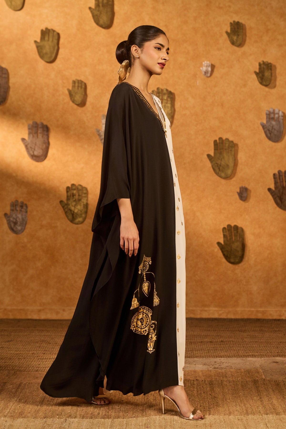 Black And White Heartbeat Kaftan