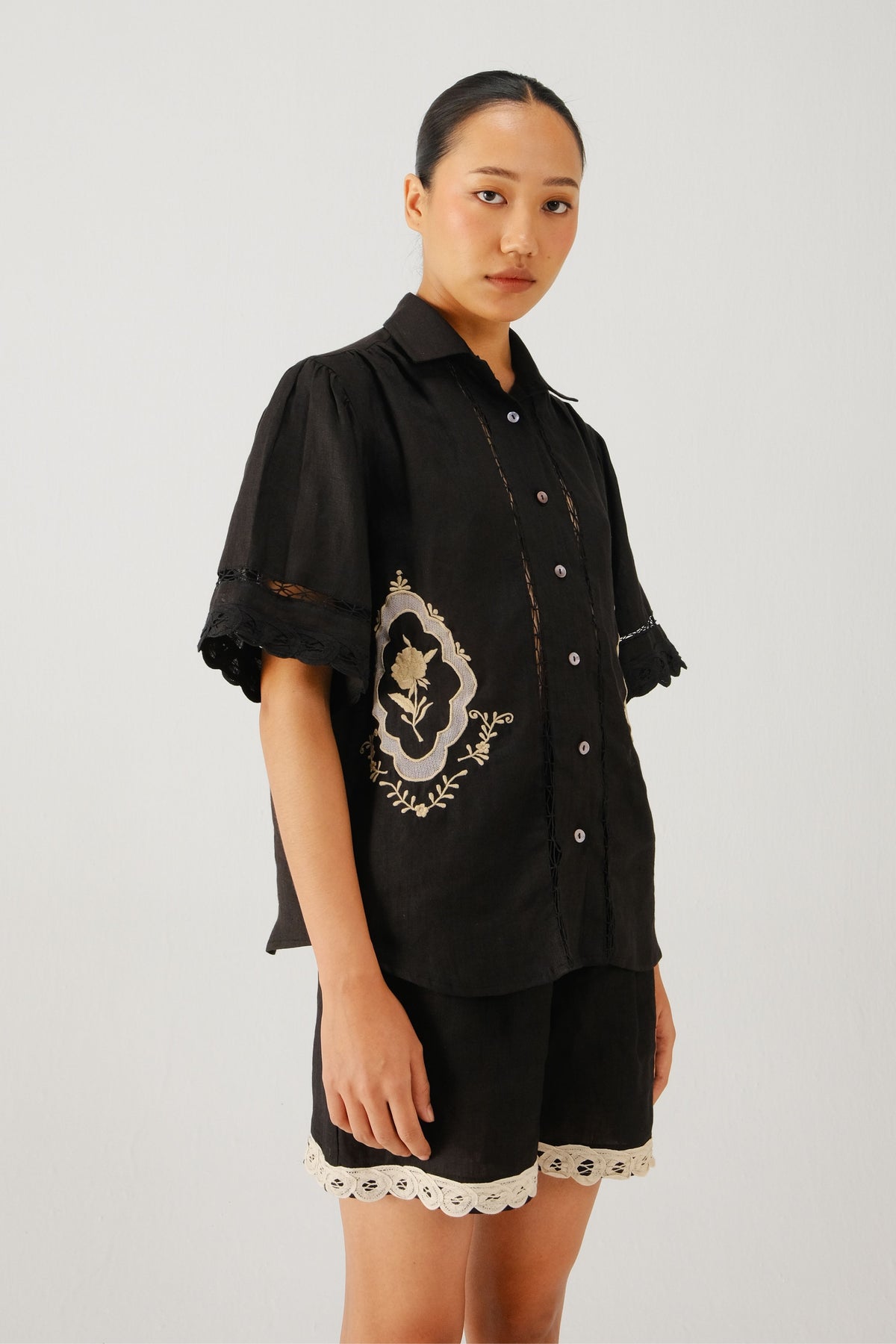 Black Linen Victorian Set