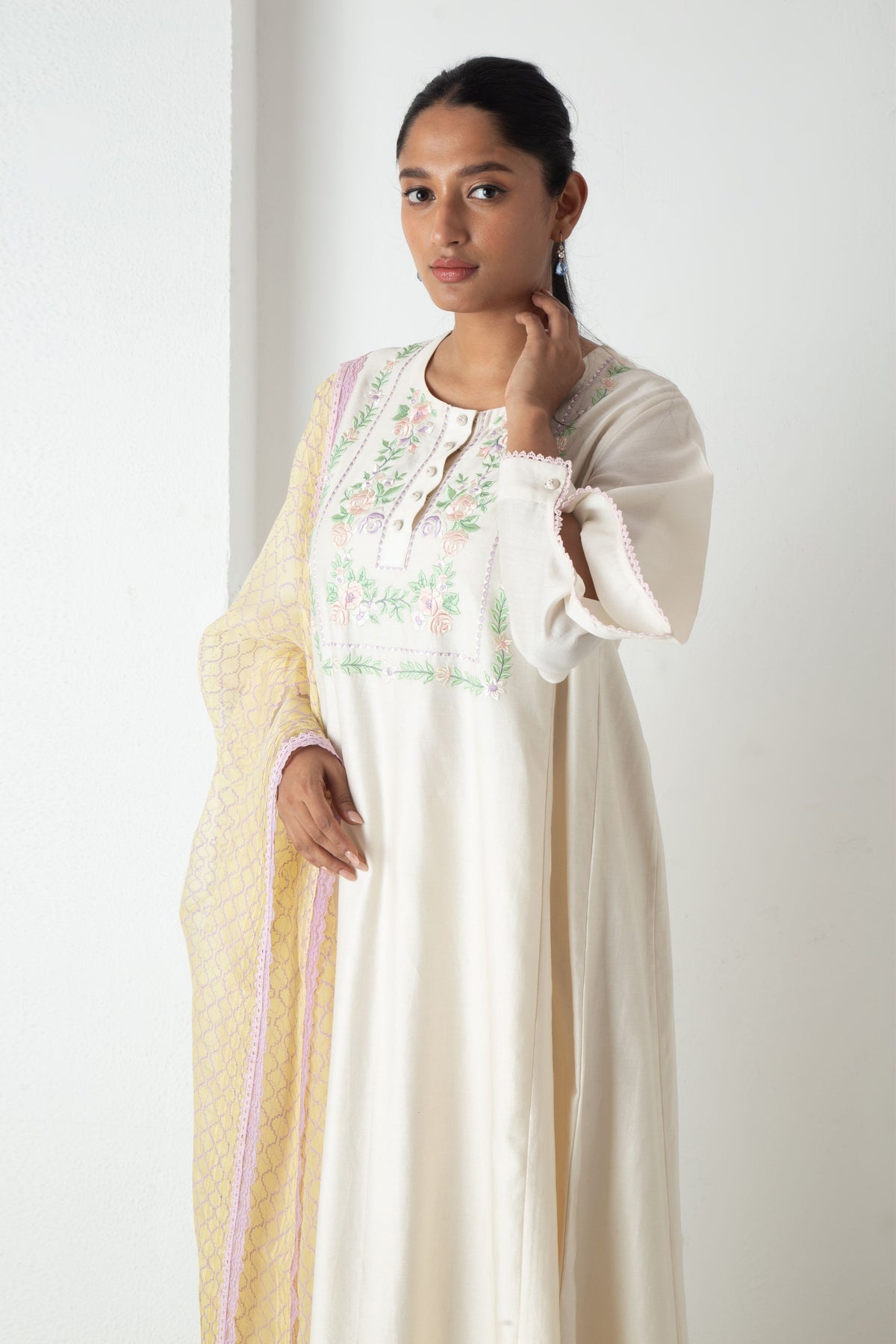 Cyra Kurta Set