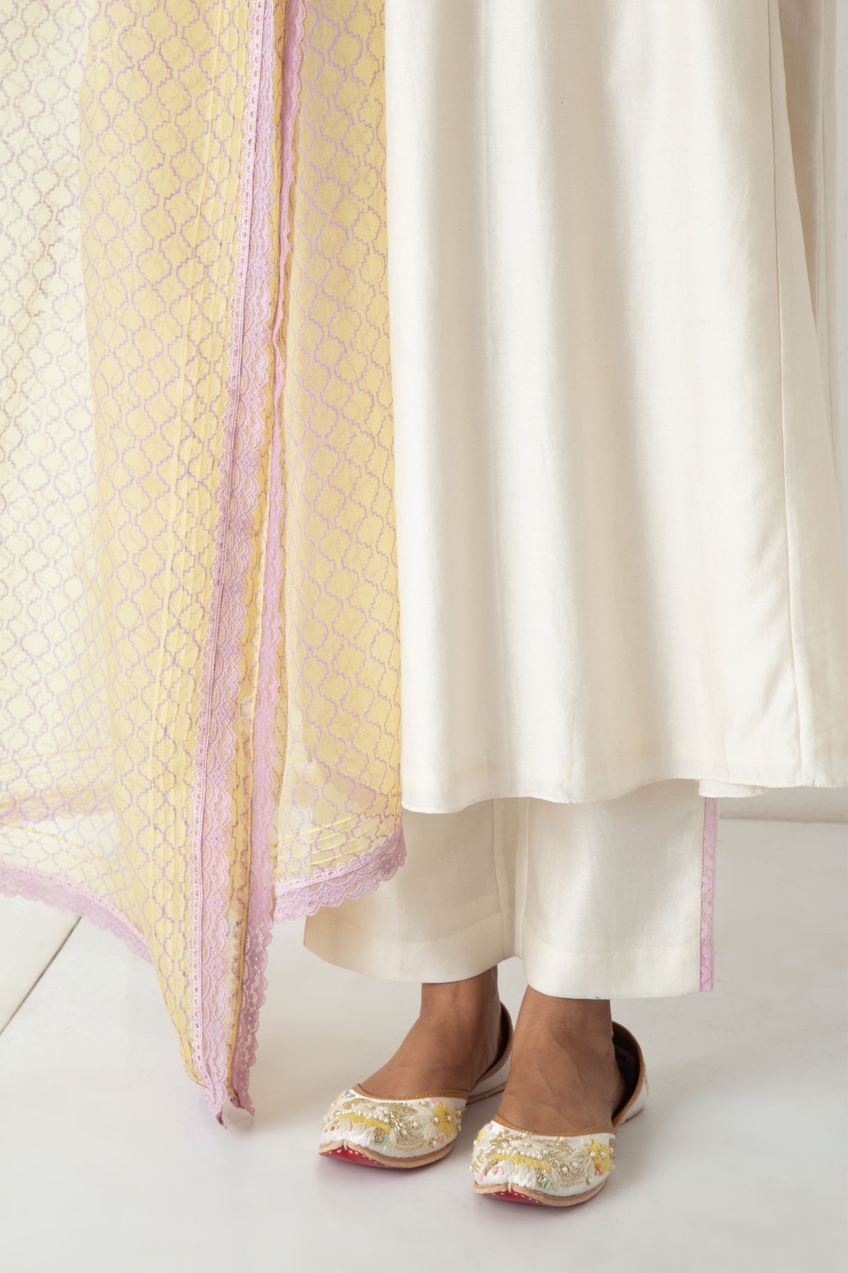 Cyra Kurta Set