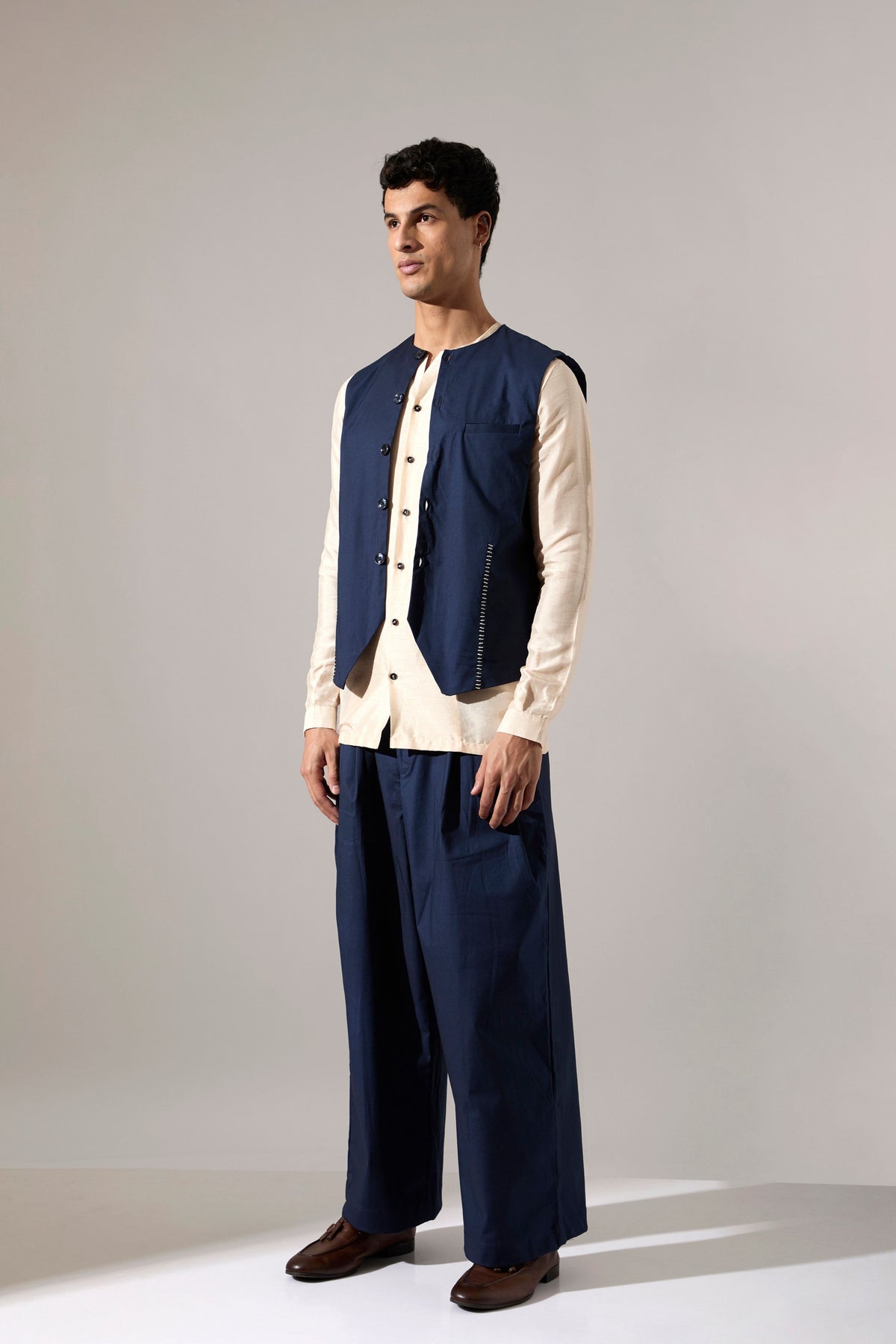 Dane Hand Embroidered Bandi