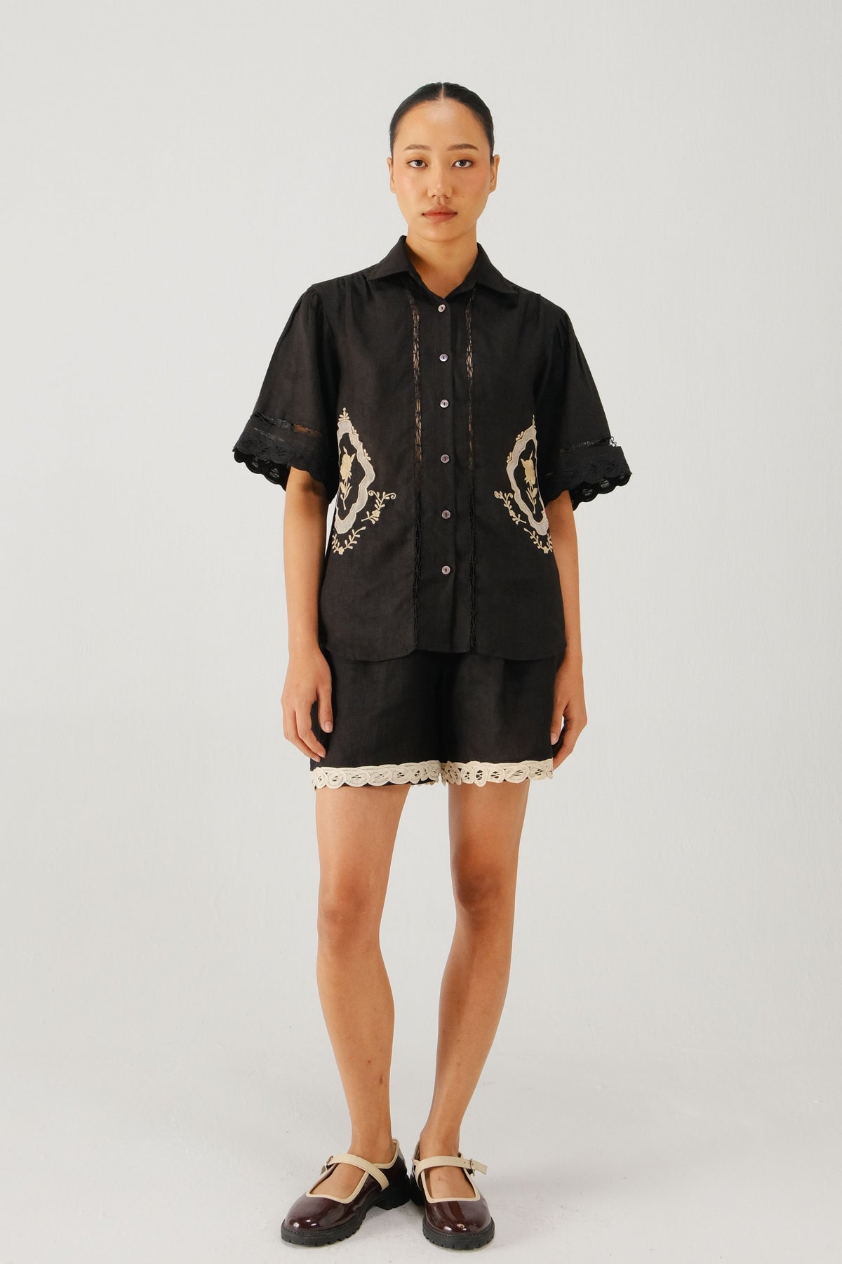 Black Linen Victorian Set