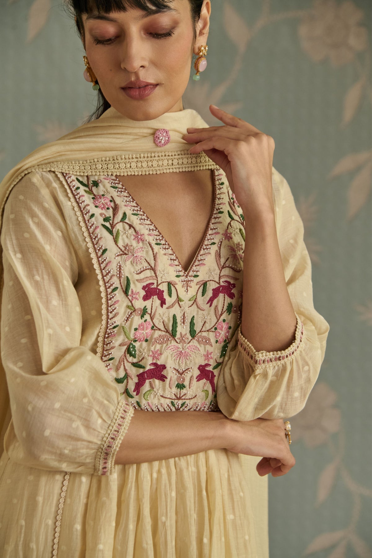 Ivory Zella Kurta Set