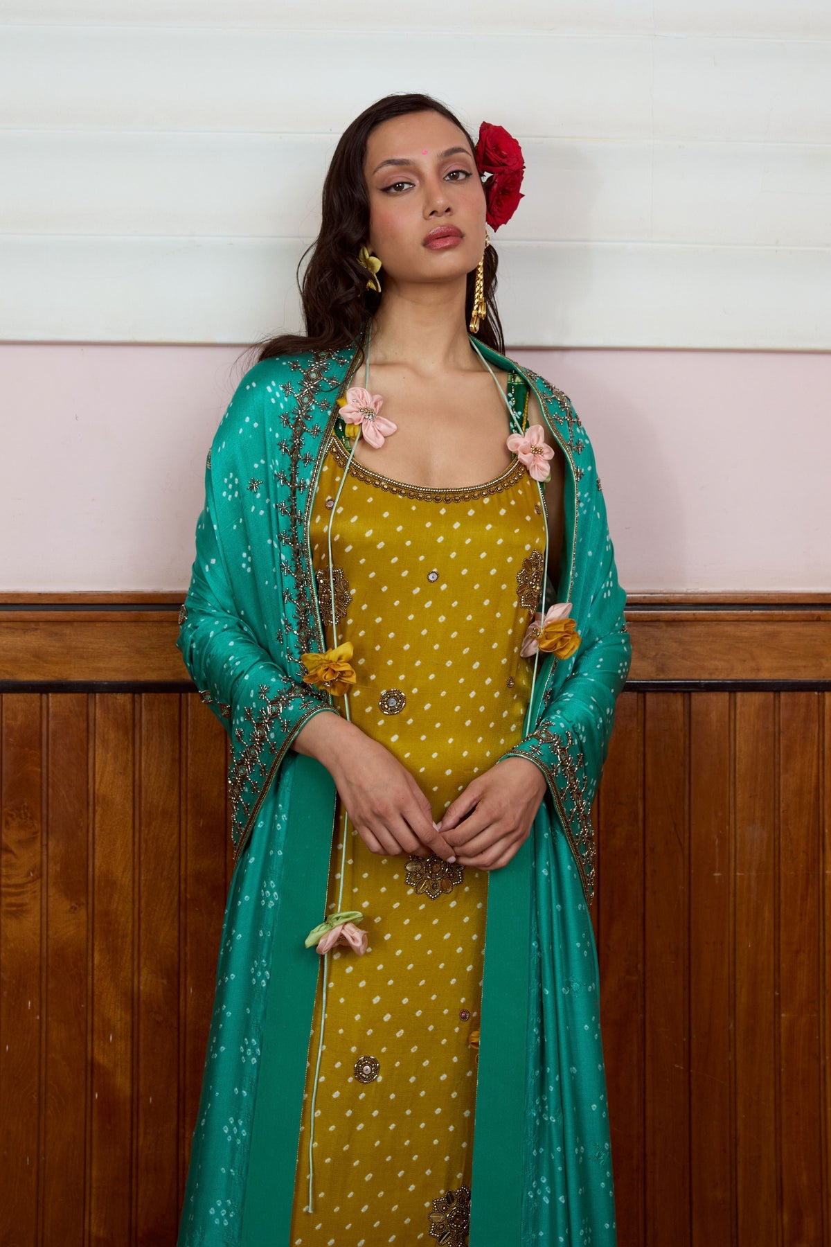 Tara Bandhani Kurta Set