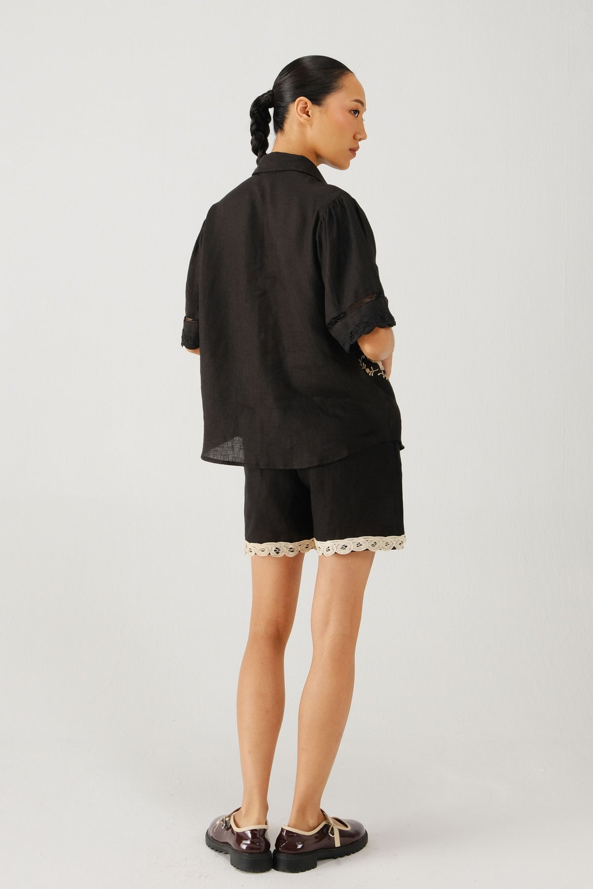 Black Linen Victorian Set