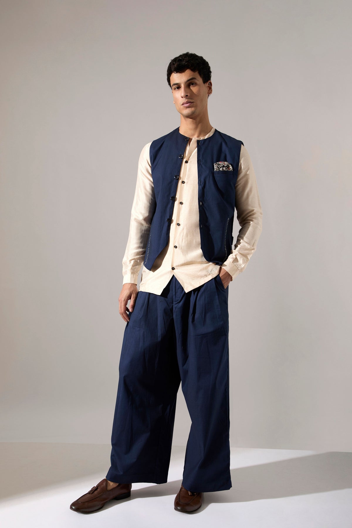 Dane Hand Embroidered Bandi