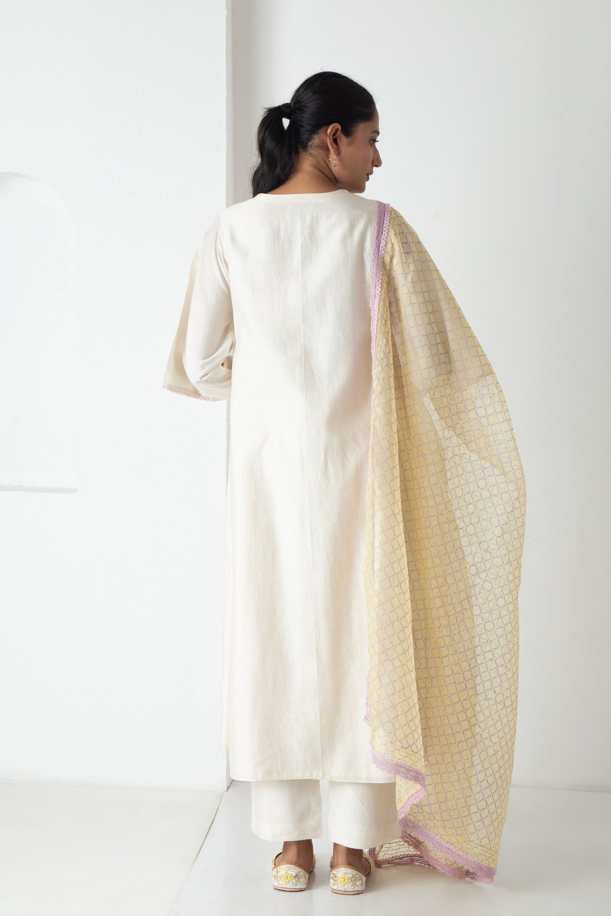 Cyra Kurta Set