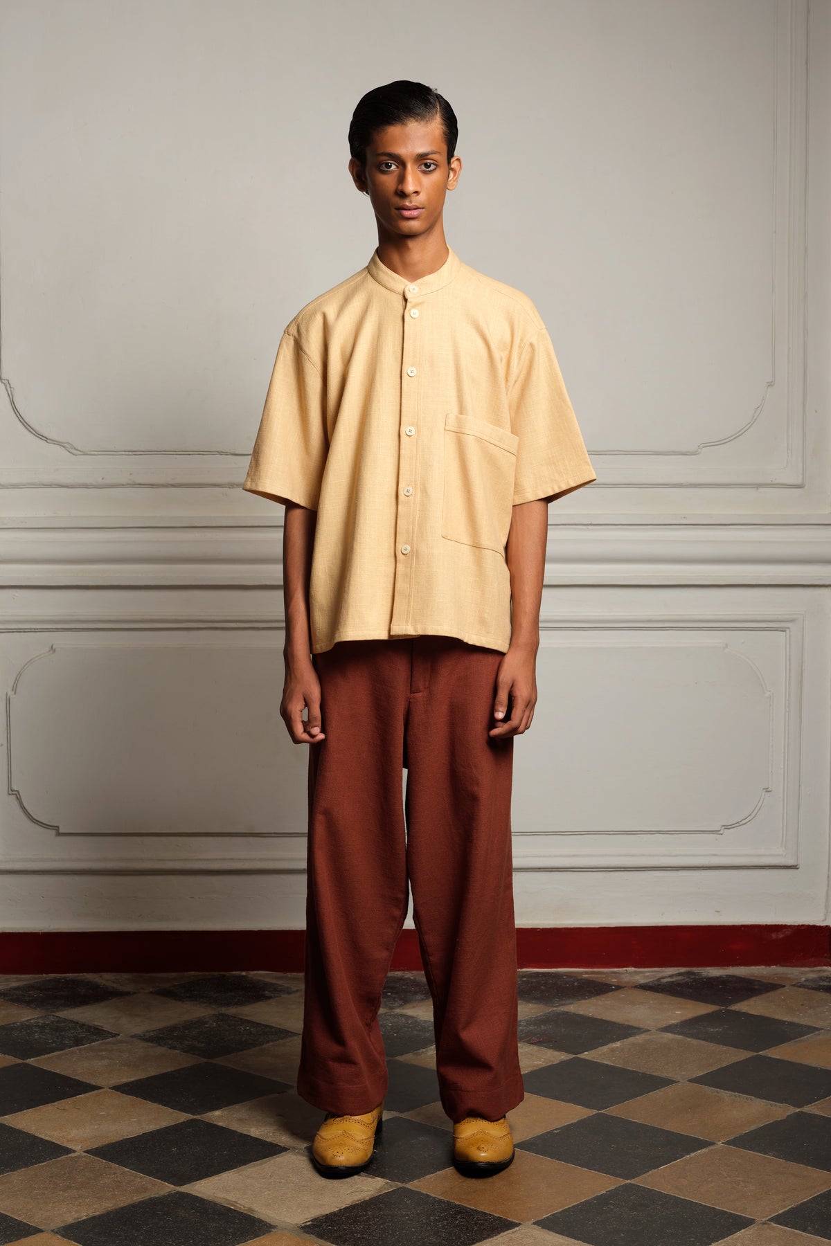 Oversized shirt with trousers