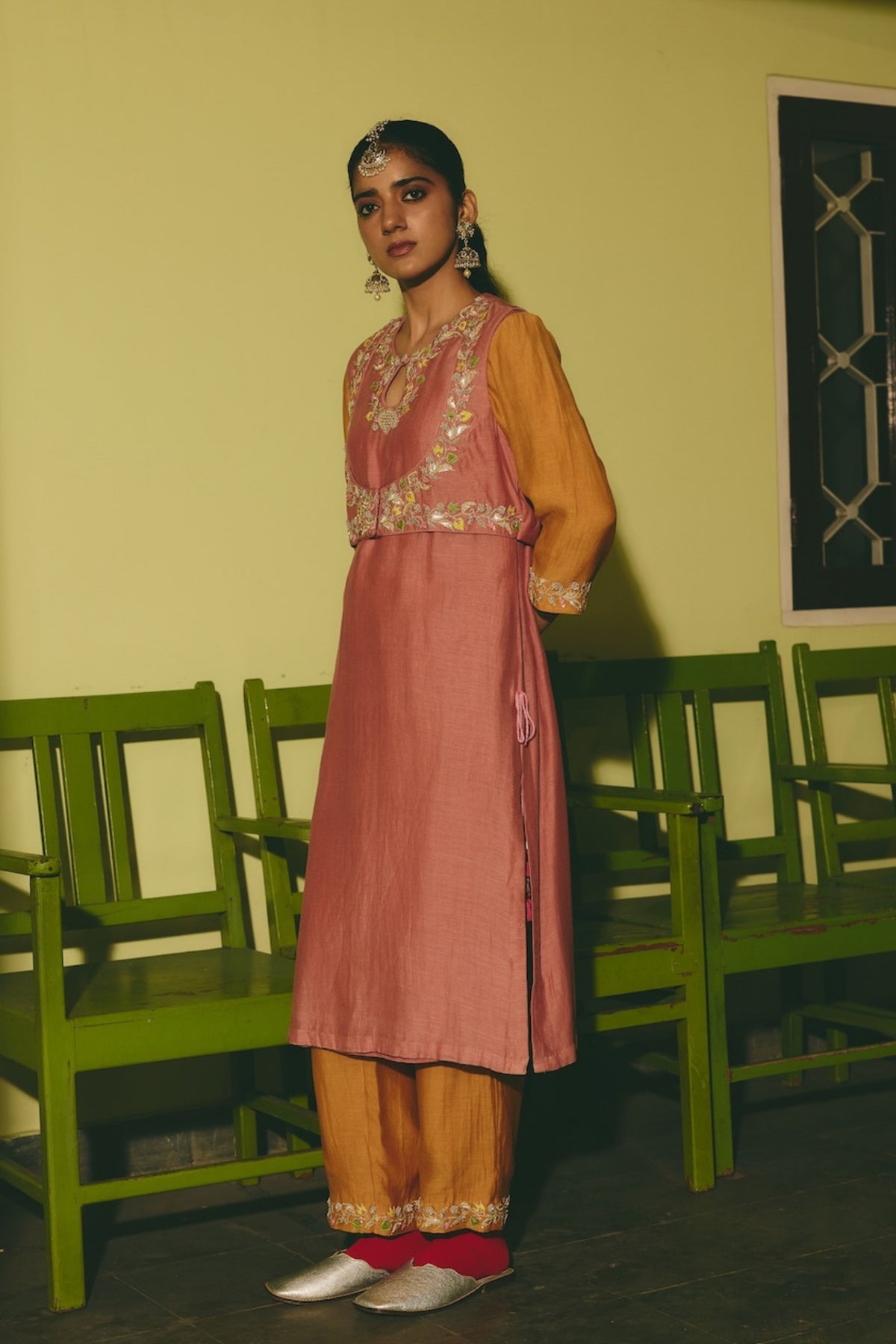 Ruhaniyat Amber Kurta and Pants