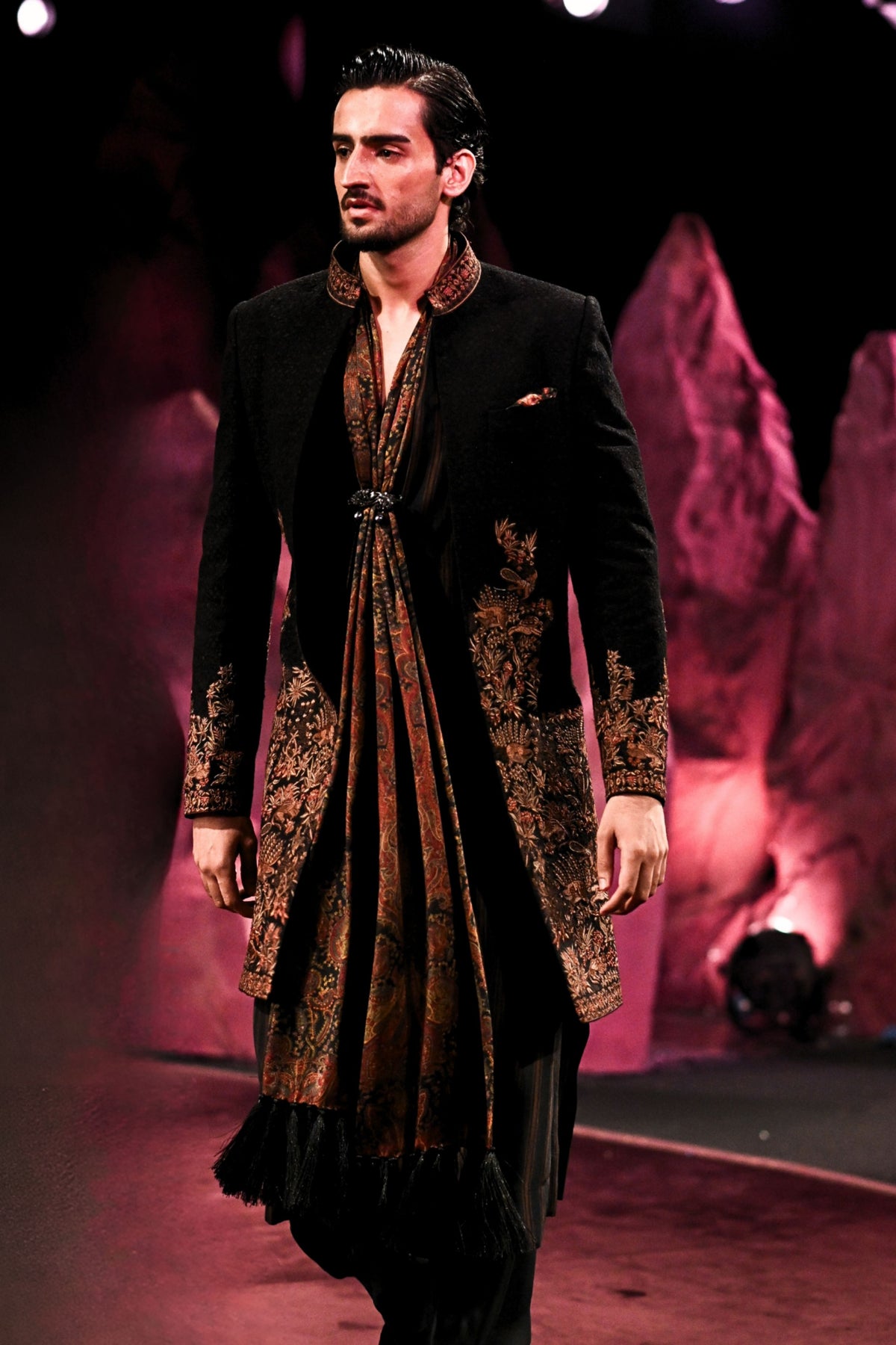 Anirudh Achkan Set