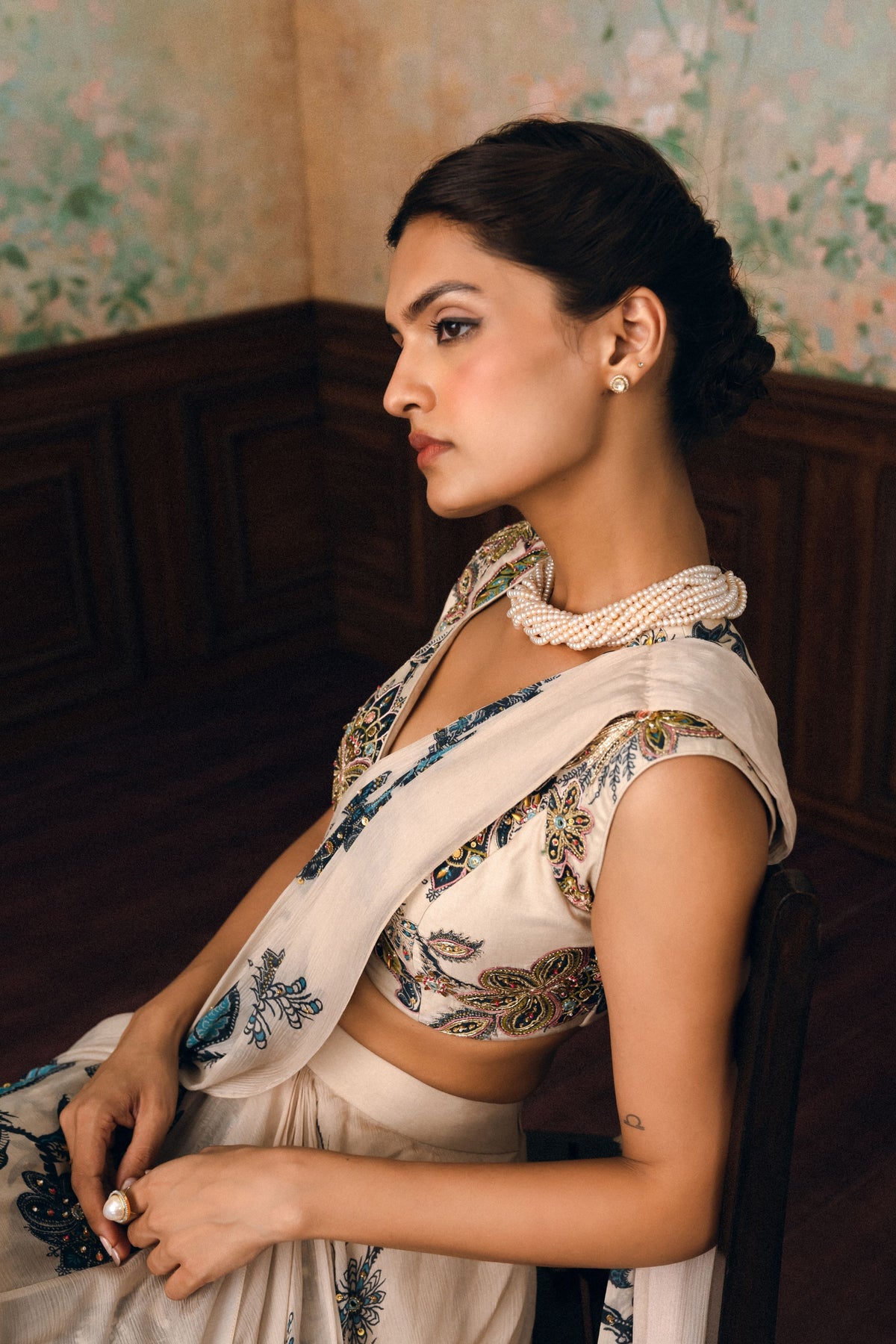 Wolfe Saree Set