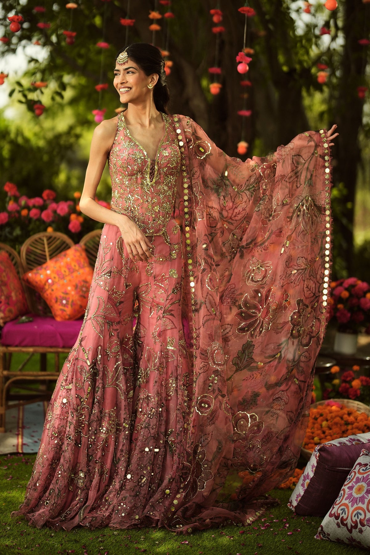 Falak Sharara Set