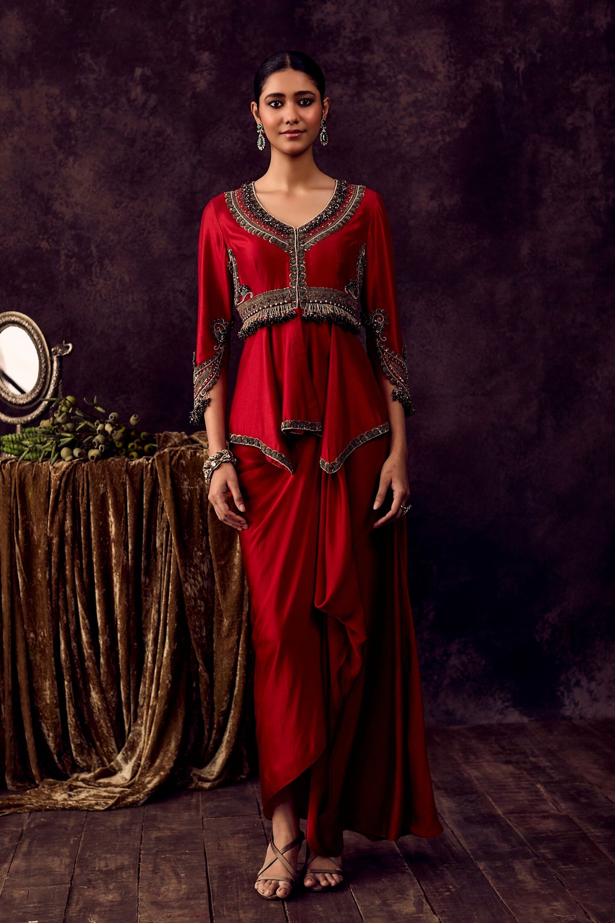 Av Dori Thread Peplum Set