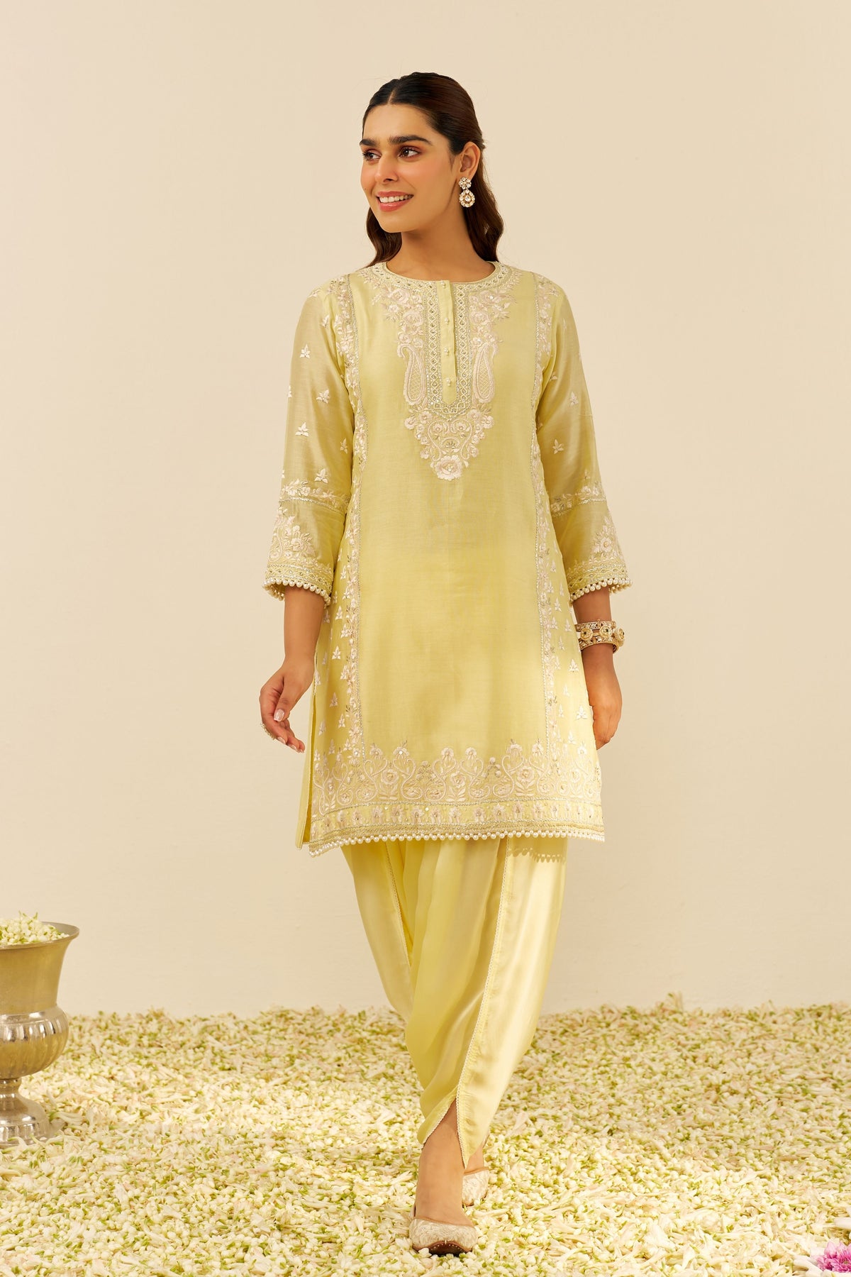 Zaisha Kurta Set in Lemon Yellow